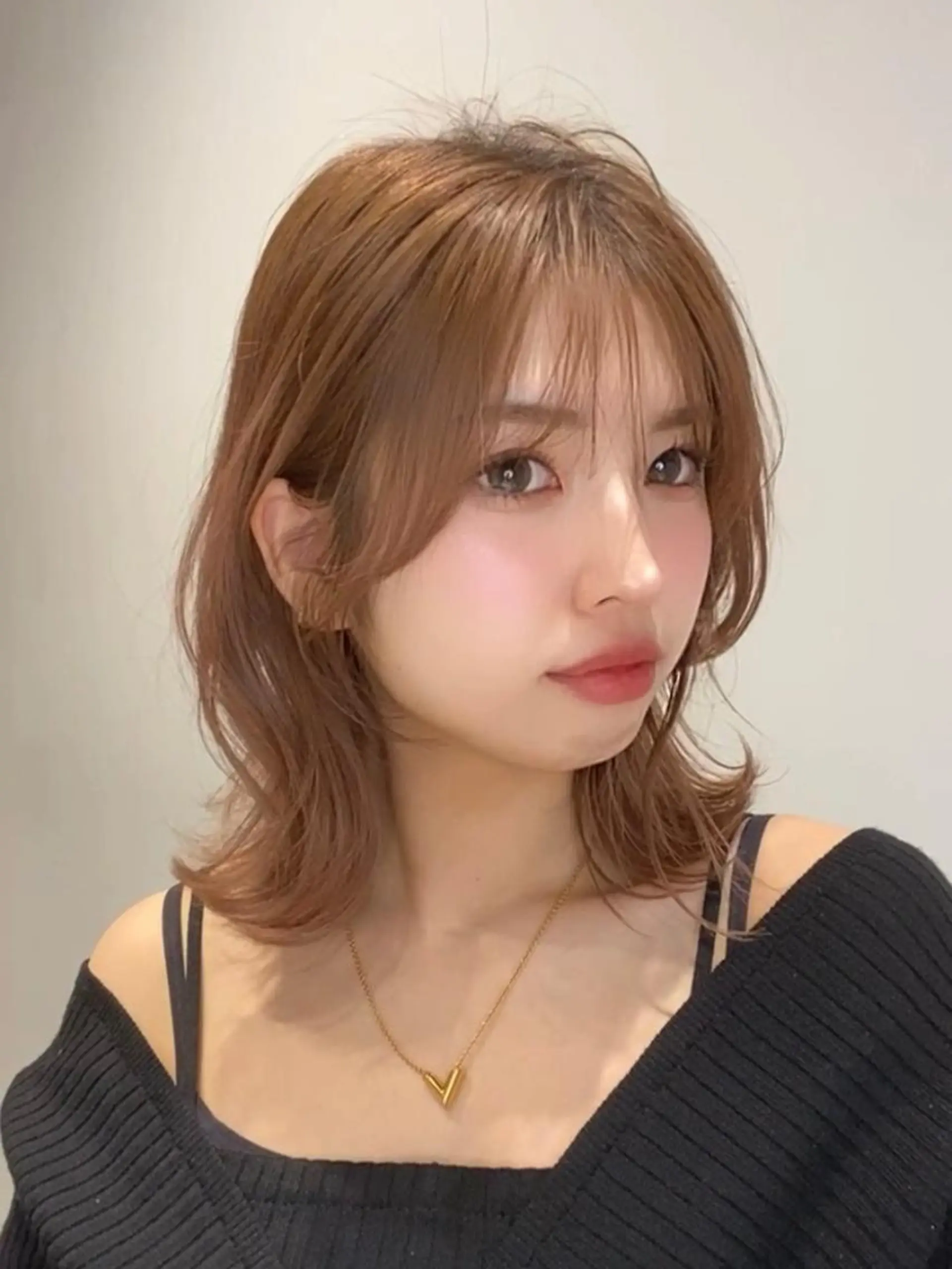 ミディアム カラー パーマ ヘアアレンジ ボブレイヤー アディクシーカラー 透明感カラー イルミナカラー ボブ カット ヘアカラー トリートメント ヘアセット 小野寺瑞希 /最小顔カットのヘアスタイル