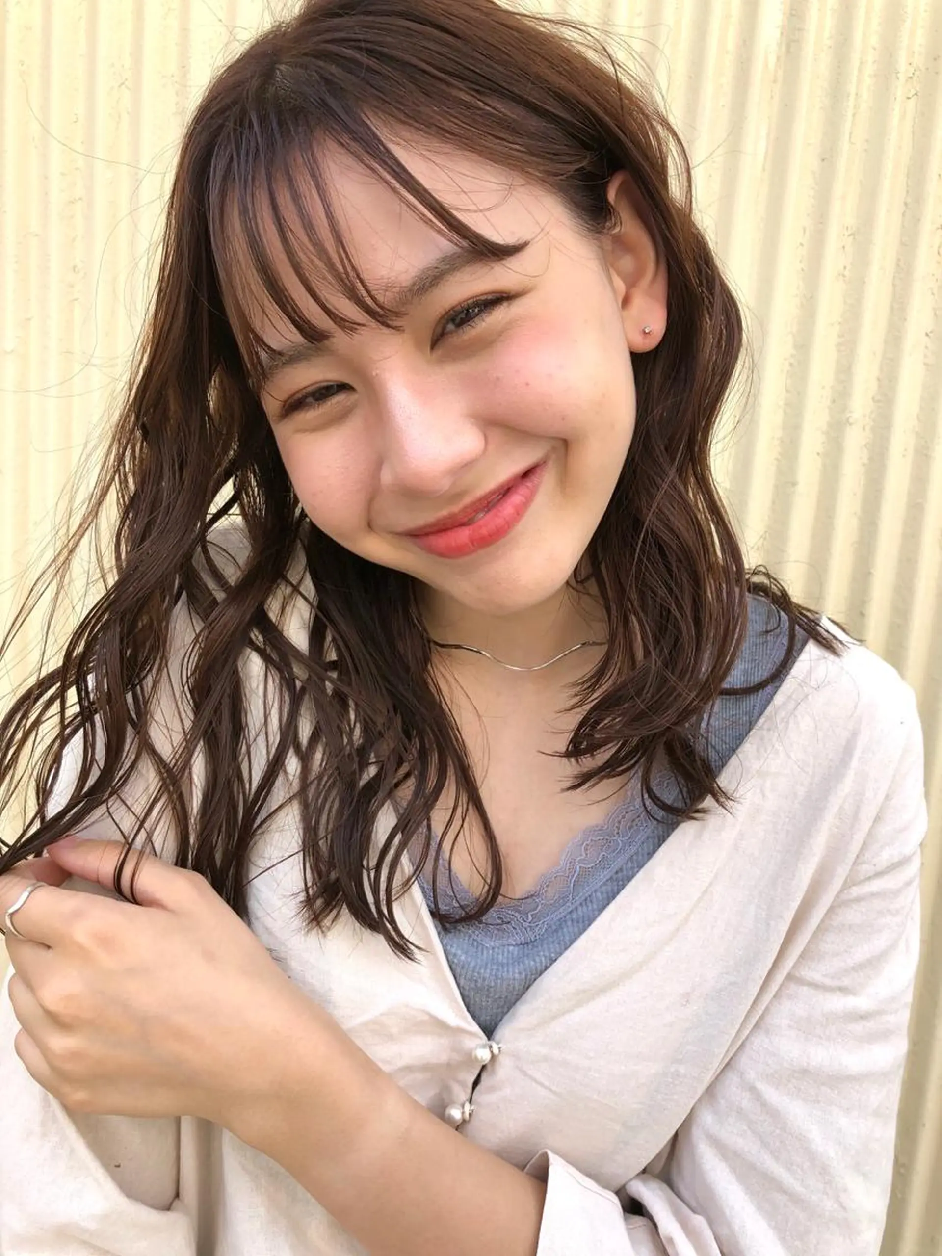 セミロング Kaede .のヘアスタイル