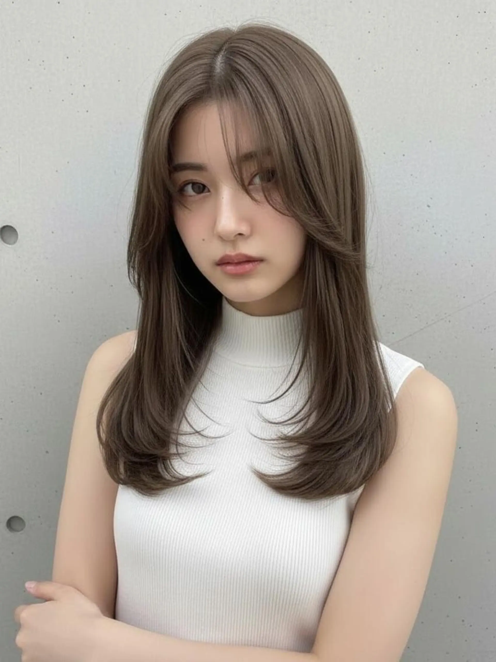 ロング カラー グレージュ レイヤーカット ロング カット ヘアカラー ヘアサロンM渋谷 カットカラーブリーチのヘアスタイル
