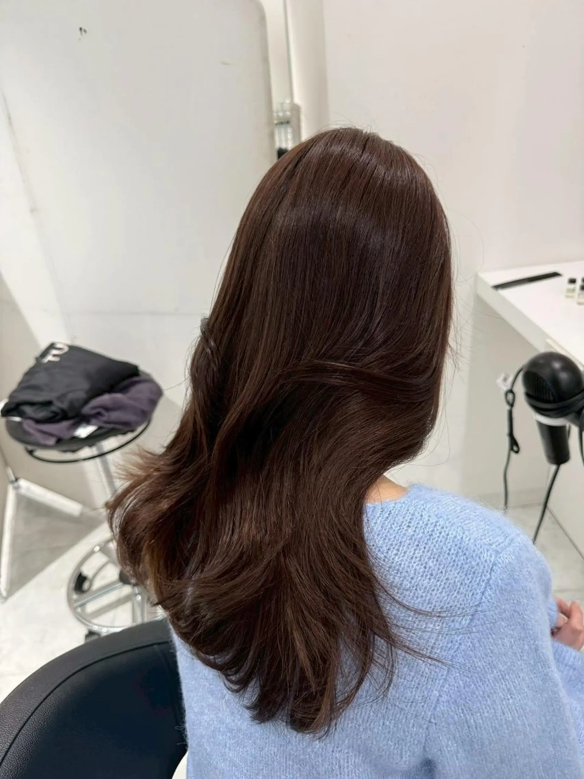 カラー 上品顔周りレイヤー 🥀トレンドスタイルのヘアスタイル