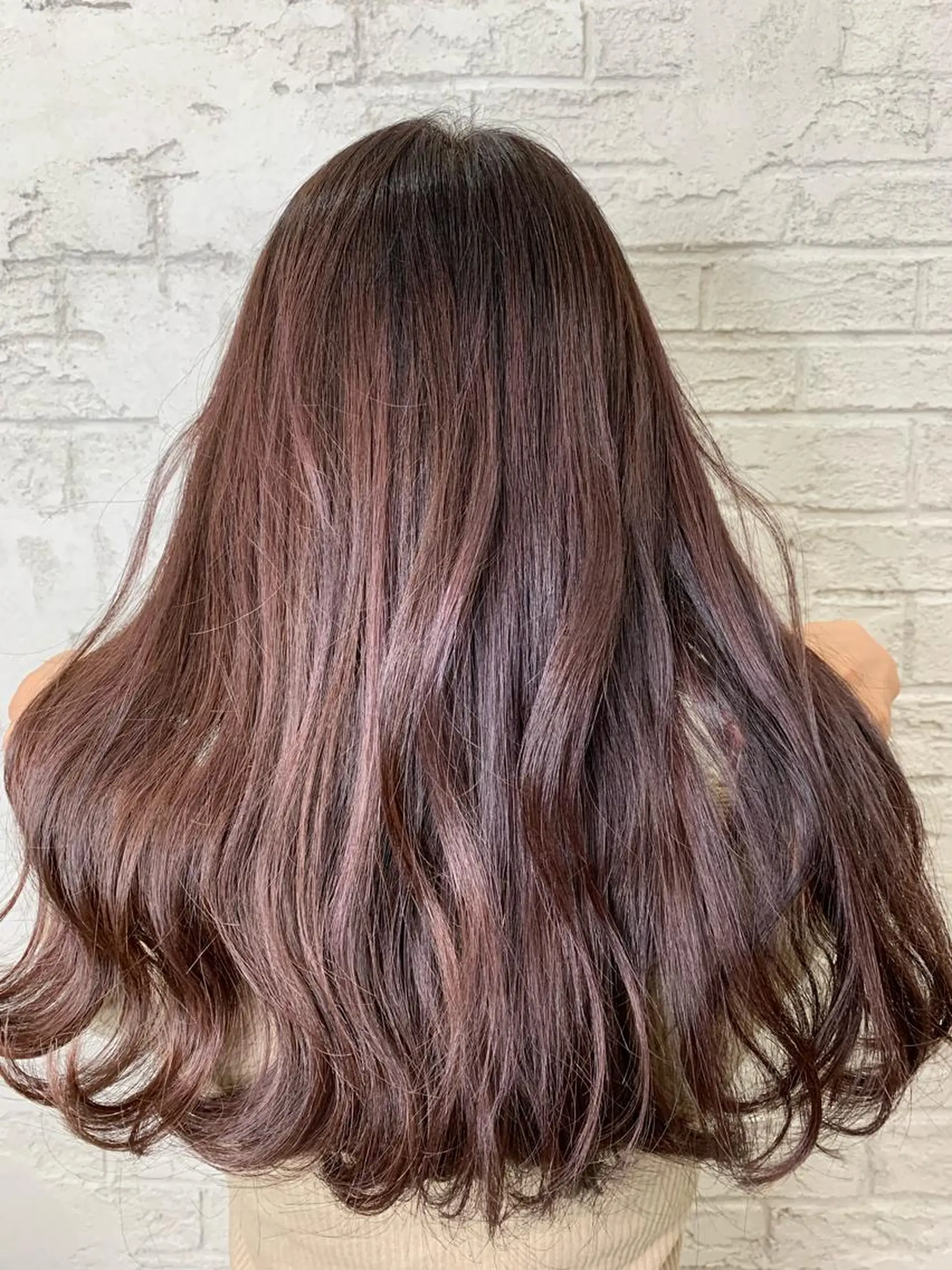 ロング カラー ハイライトカラー ラベンダーカラー パープルカラー ハイライト ブリーチ特化 ハイトーンRYOYAのヘアスタイル