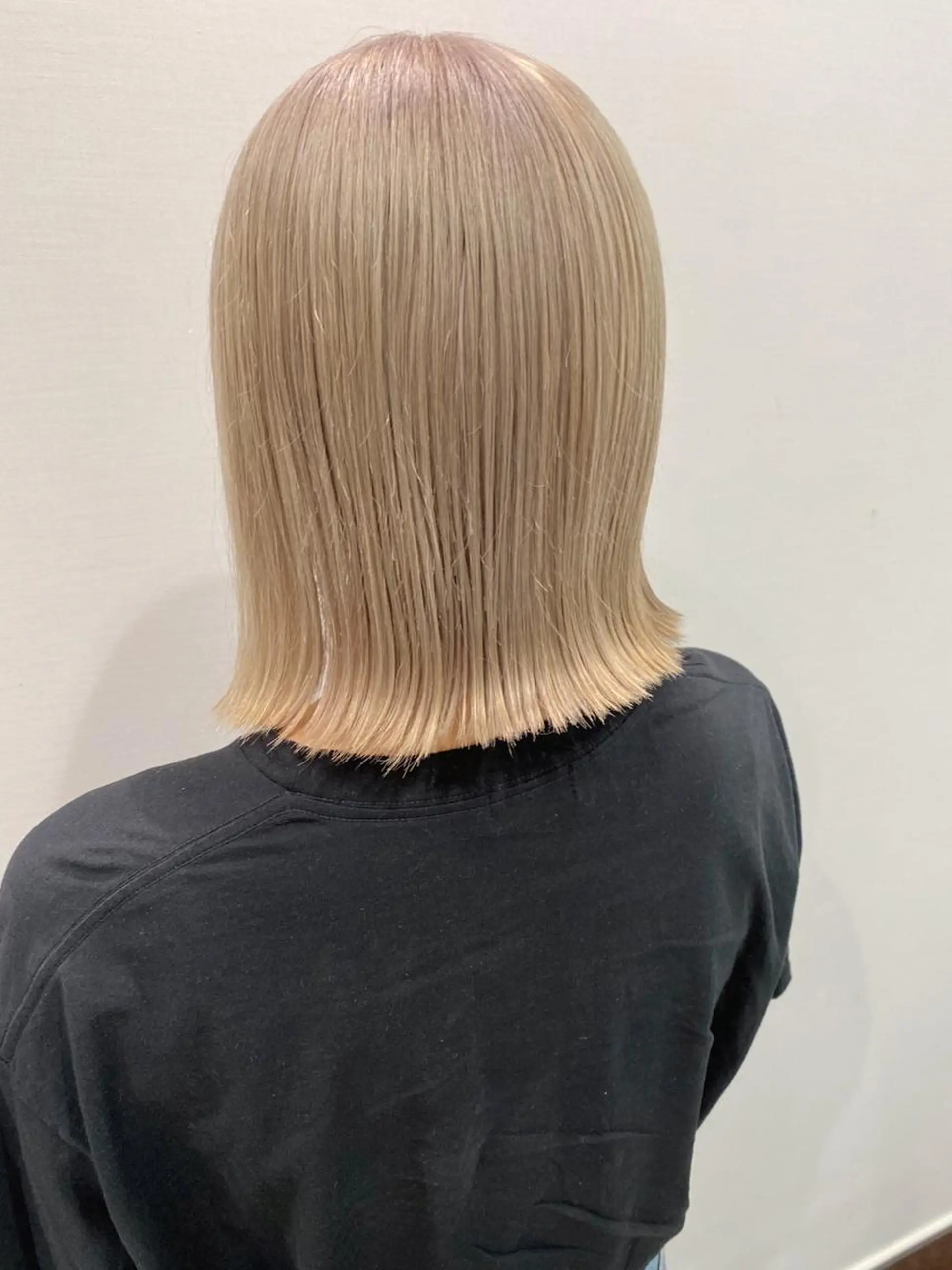 ミディアム カラー yoda karenのヘアスタイル