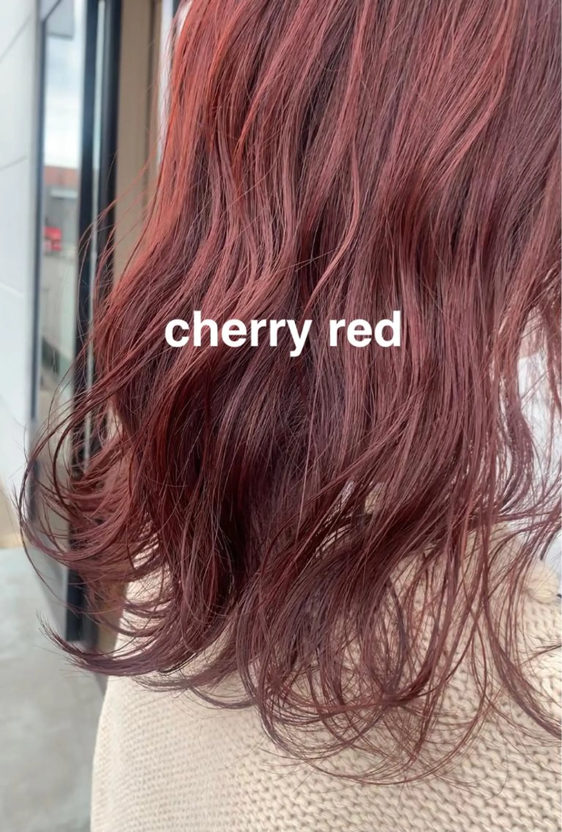 セミロング カラー ブリーチ ブリーチなしカラー レッドカラー kitagawa mayuのヘアスタイル