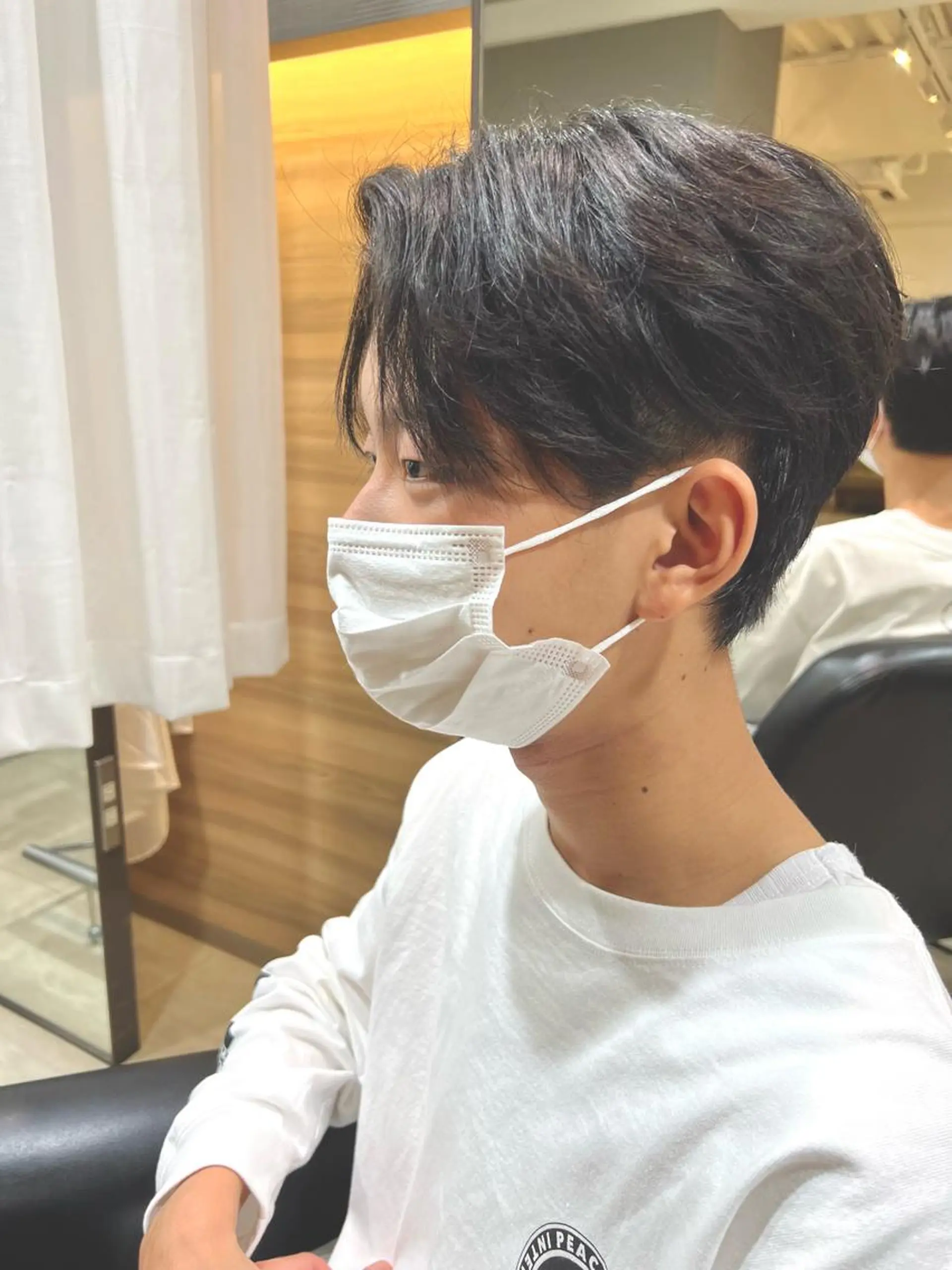 パーマ メンズ センターパート メンズパーマ 心斎橋メンズサロン リベルテグリットのヘアスタイル