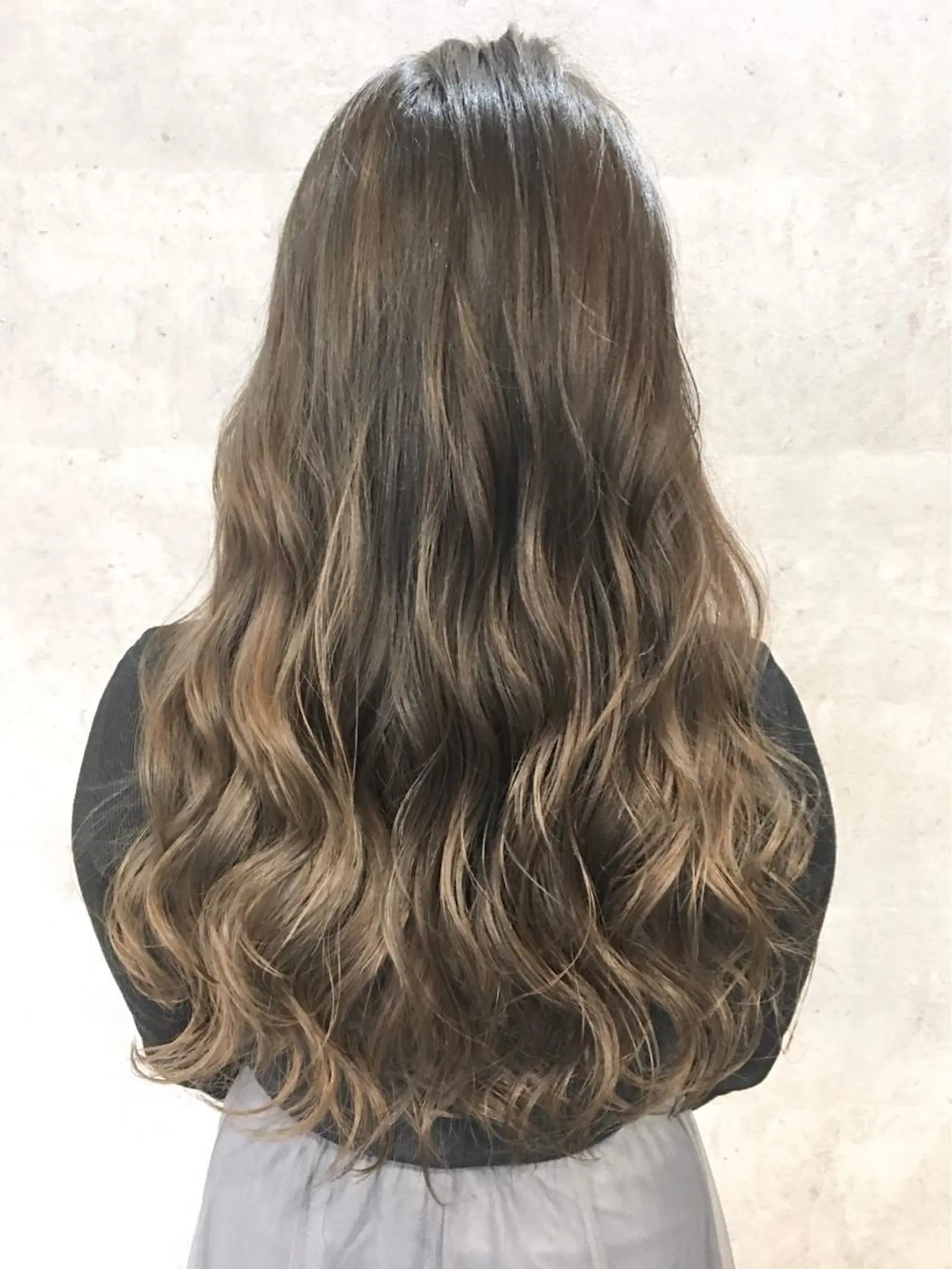 ロング ヘアカラー トリートメント Bear(ベア)所属・KYOKO 【Bear】のヘアスタイル