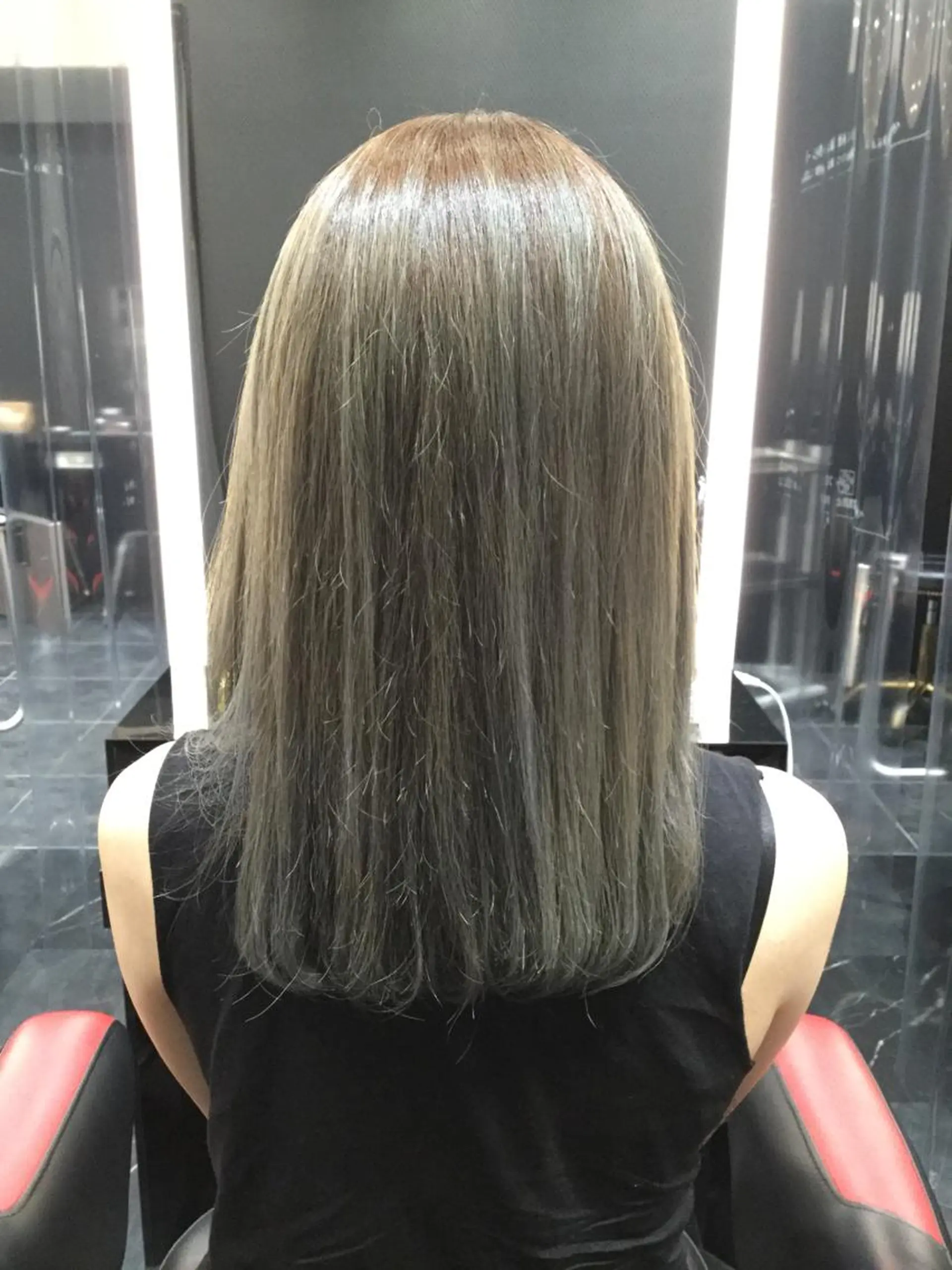 ロング カラー Annon プライベートサロンのヘアスタイル