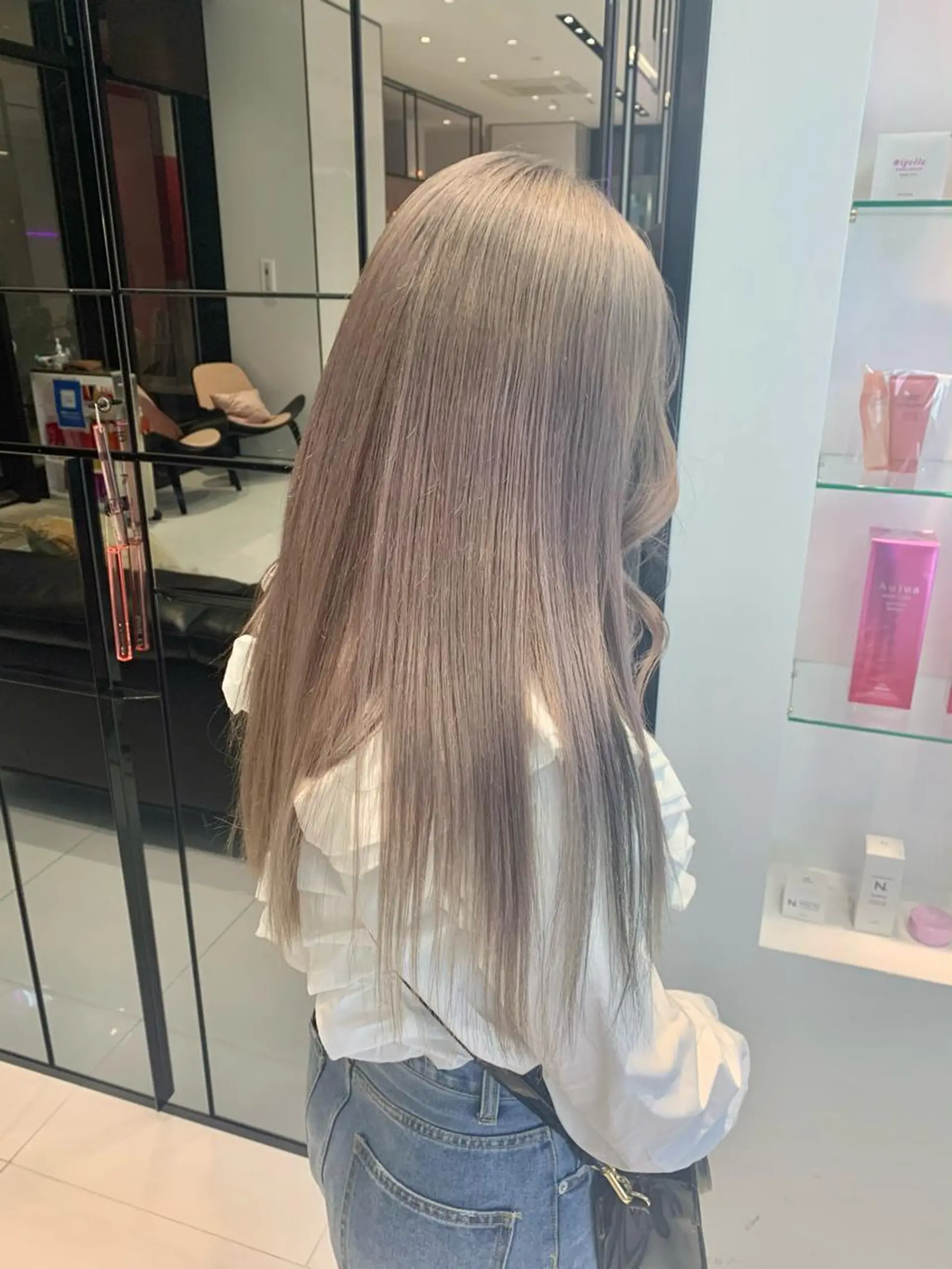 セミロング カラー ヘアアレンジ ハイトーンカラー ハッシュカット/ 韓国ヘア☽⋰mahoのヘアスタイル