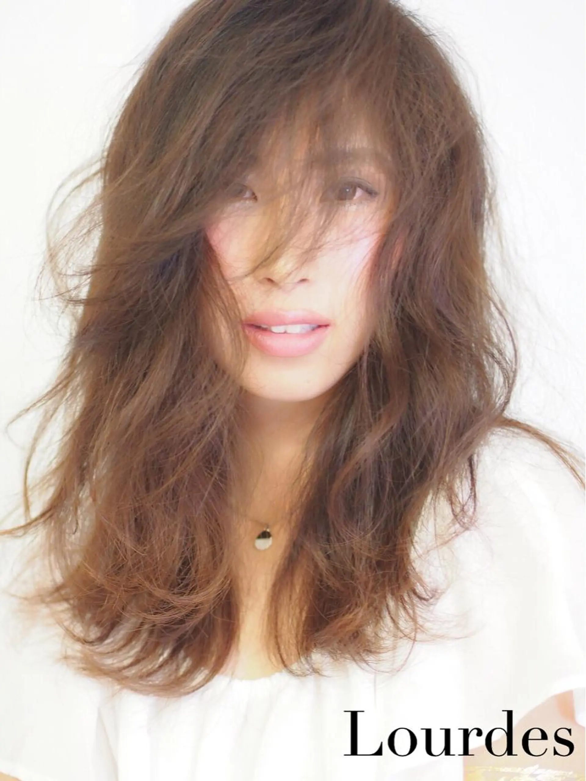 ロング カラー 透明感カラー グレージュ ミント オーナースタイリスト 佐藤のヘアスタイル