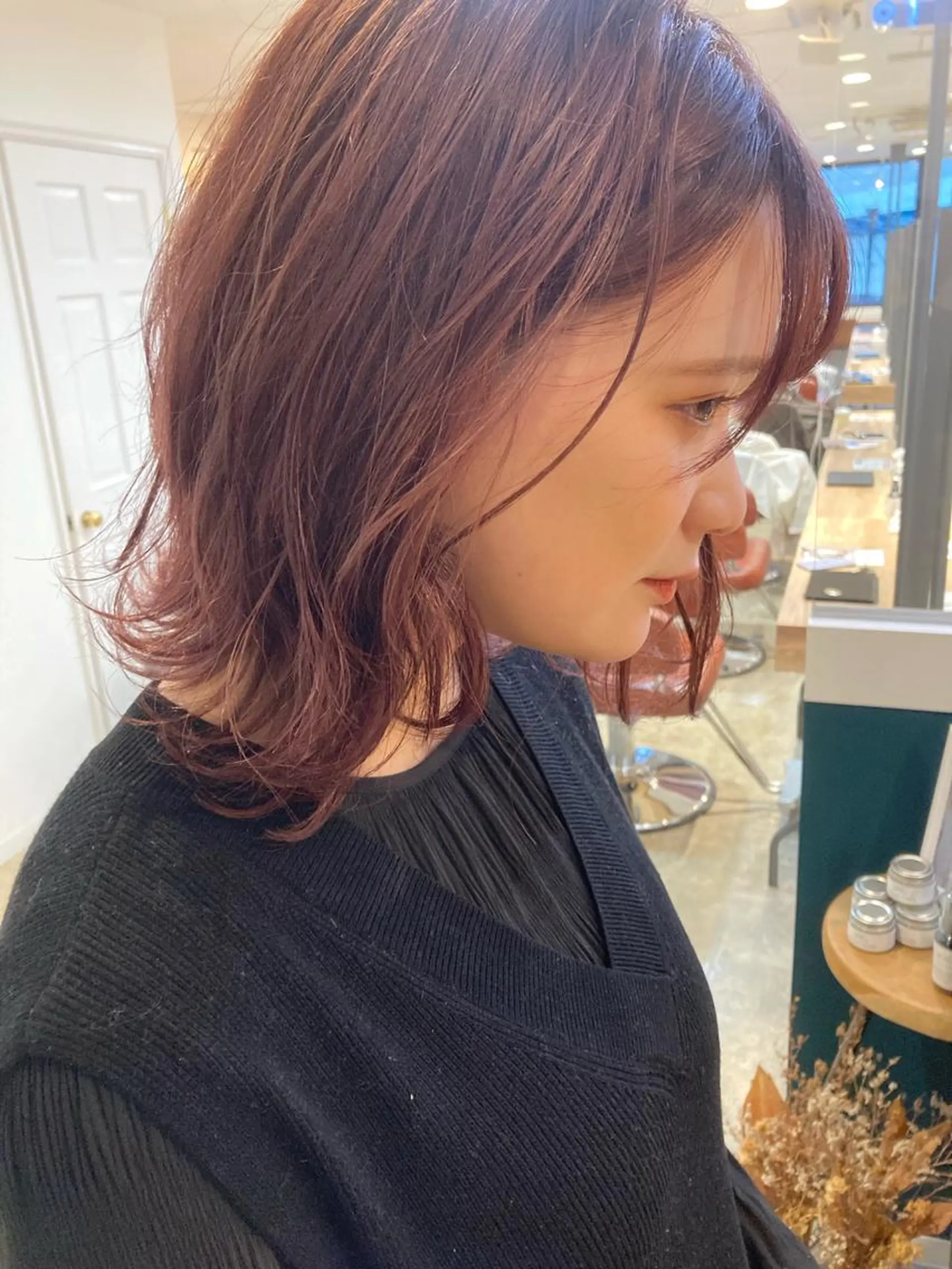 ミディアム カット ヘアカラー カラーリスト菅野 竜矢🌈のヘアスタイル