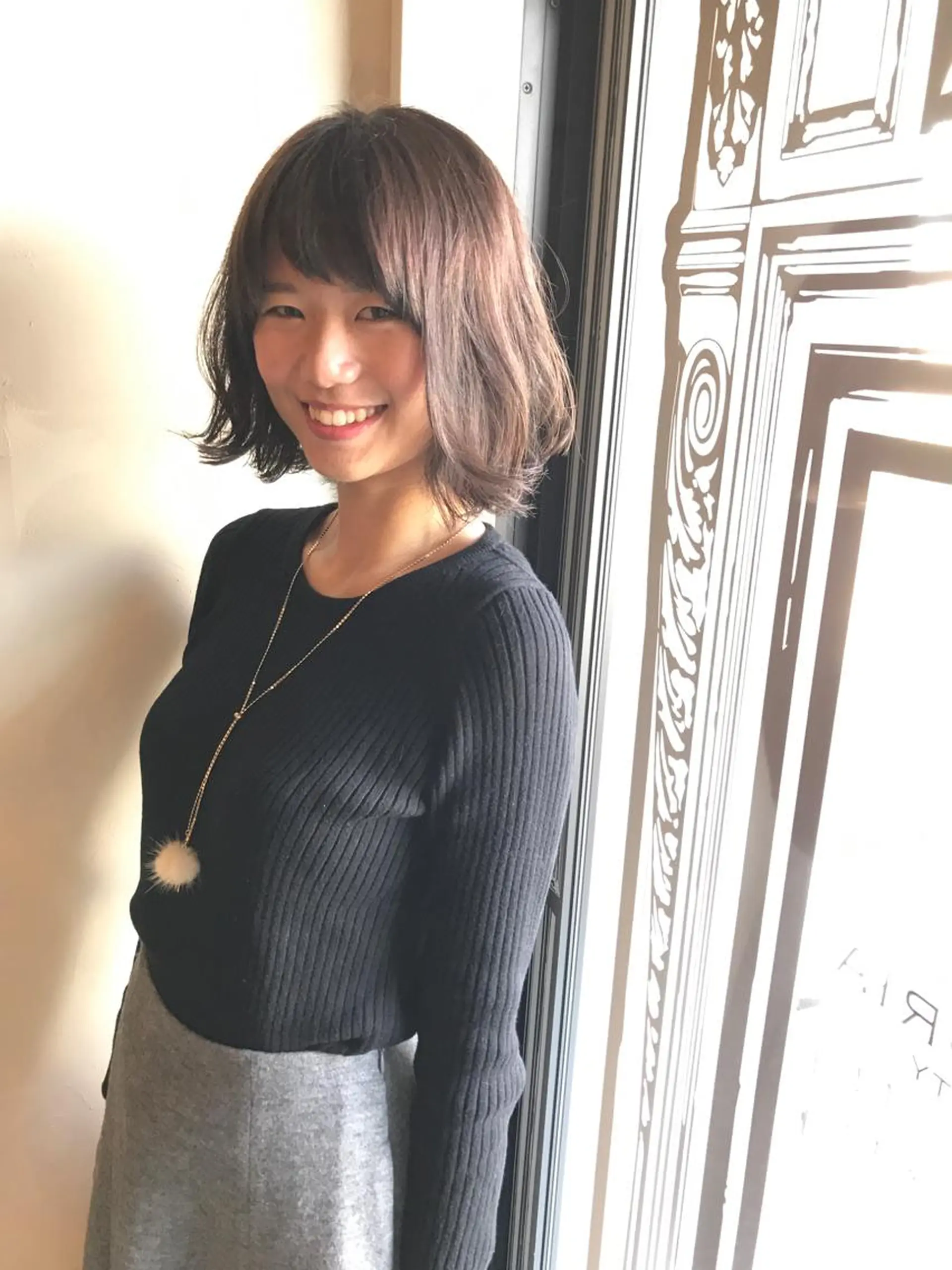 ミディアム カット Euphoria 【ユーフォリア】のヘアスタイル