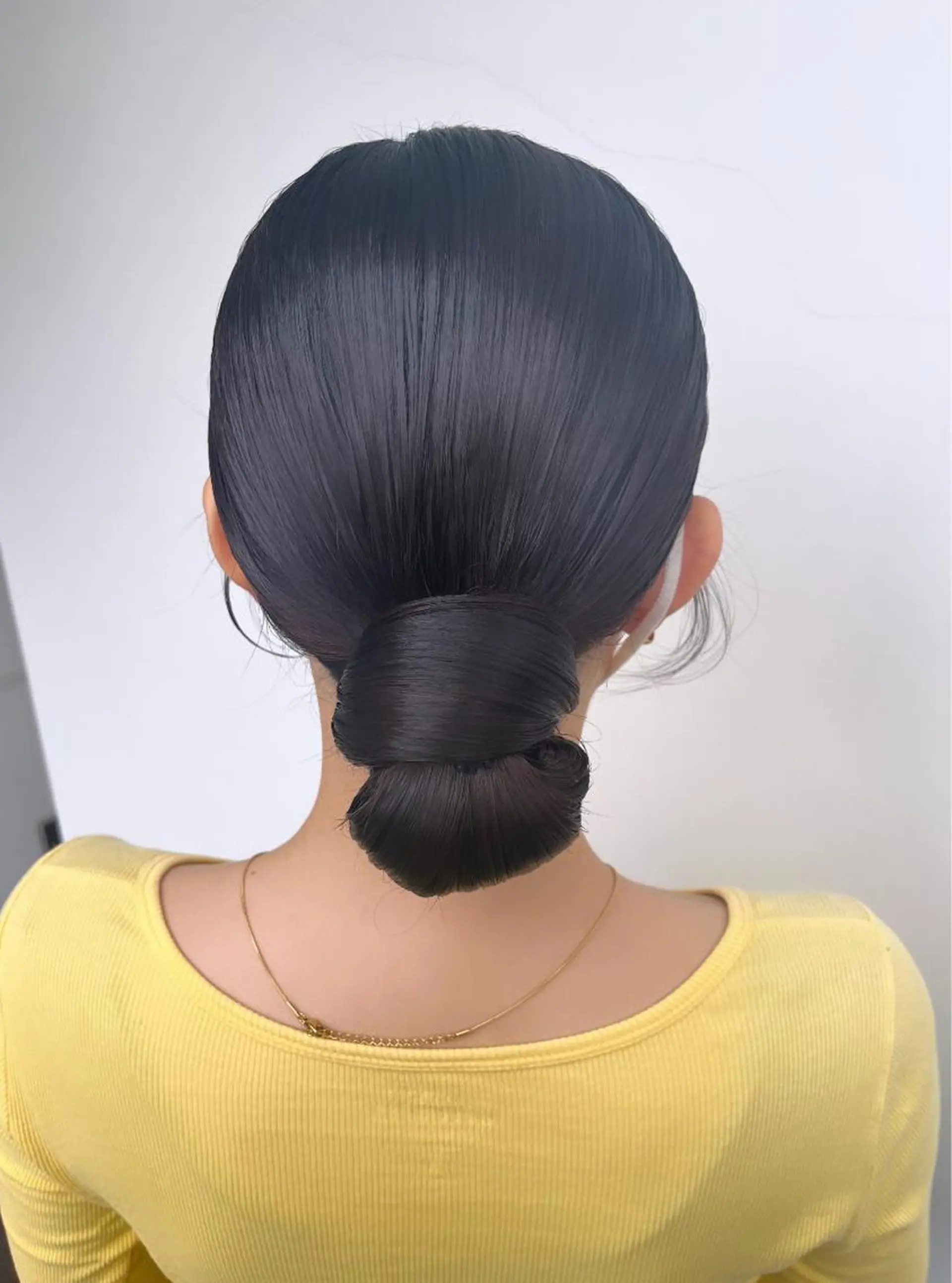 セミロング ヘアアレンジ ヘアセット ハイトーンカラー 🦋yuri🦋のヘアスタイル