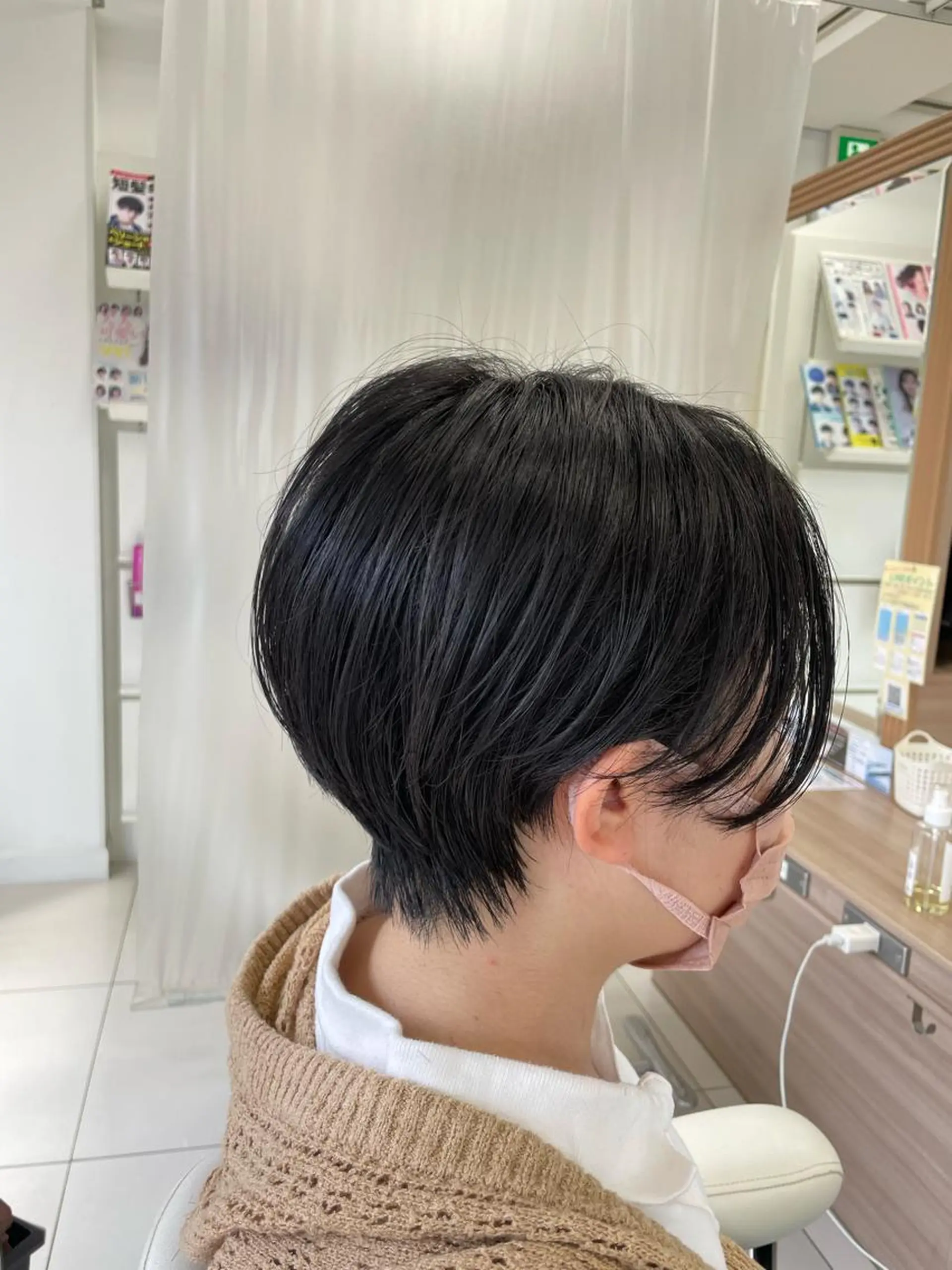 ショート ハンサムショート ショートヘア ✂ 持田 真菜のヘアスタイル
