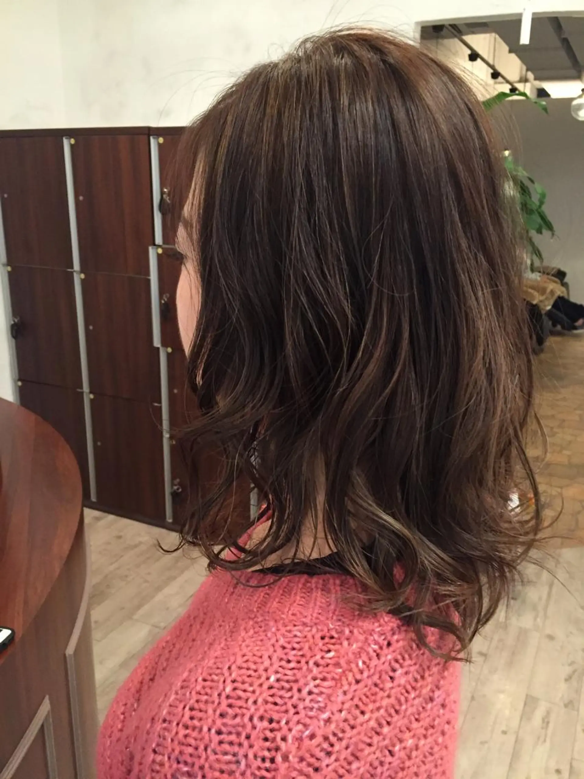 ミディアム ハイライト ヘアカラー トリートメント 所渉/韓国レイヤー /ウルフカットのヘアスタイル