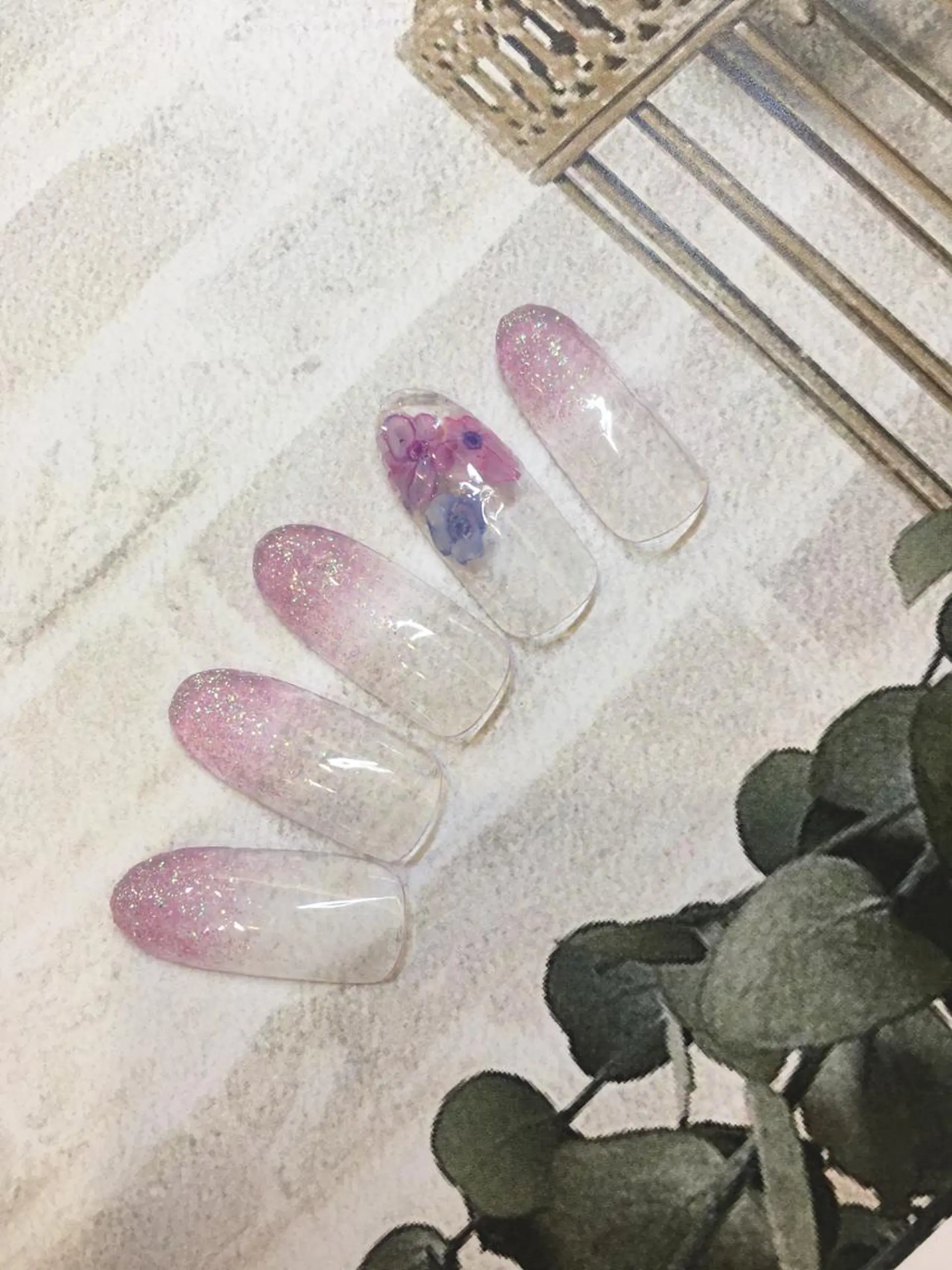 ネイル ストーンネイル ハンドネイル 酒井 美由紀のネイルデザイン