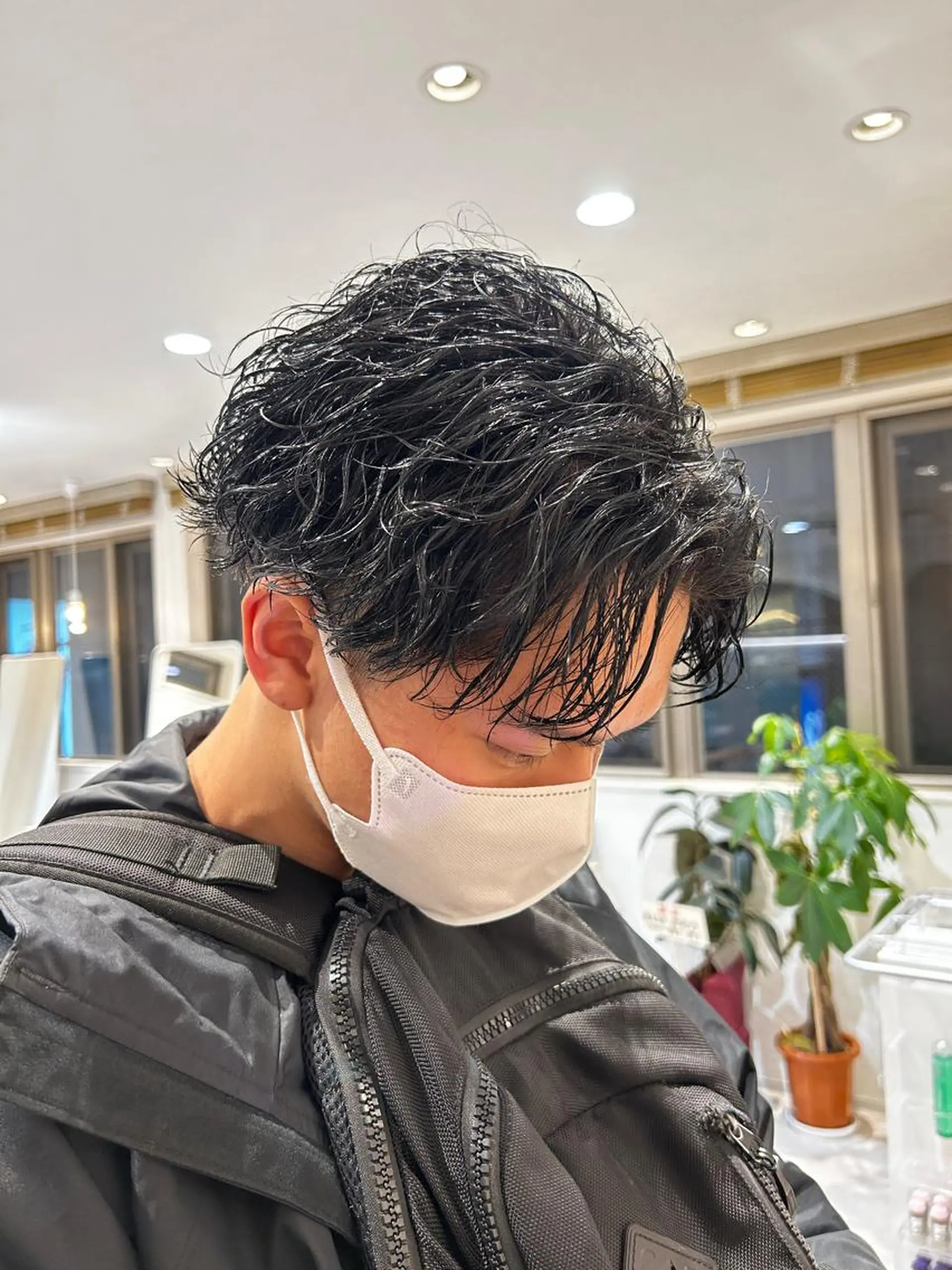 ショート パーマ メンズ メンズパーマ 波巻きパーマ メンズ支持数No.1 👑リュウ👑のヘアスタイル