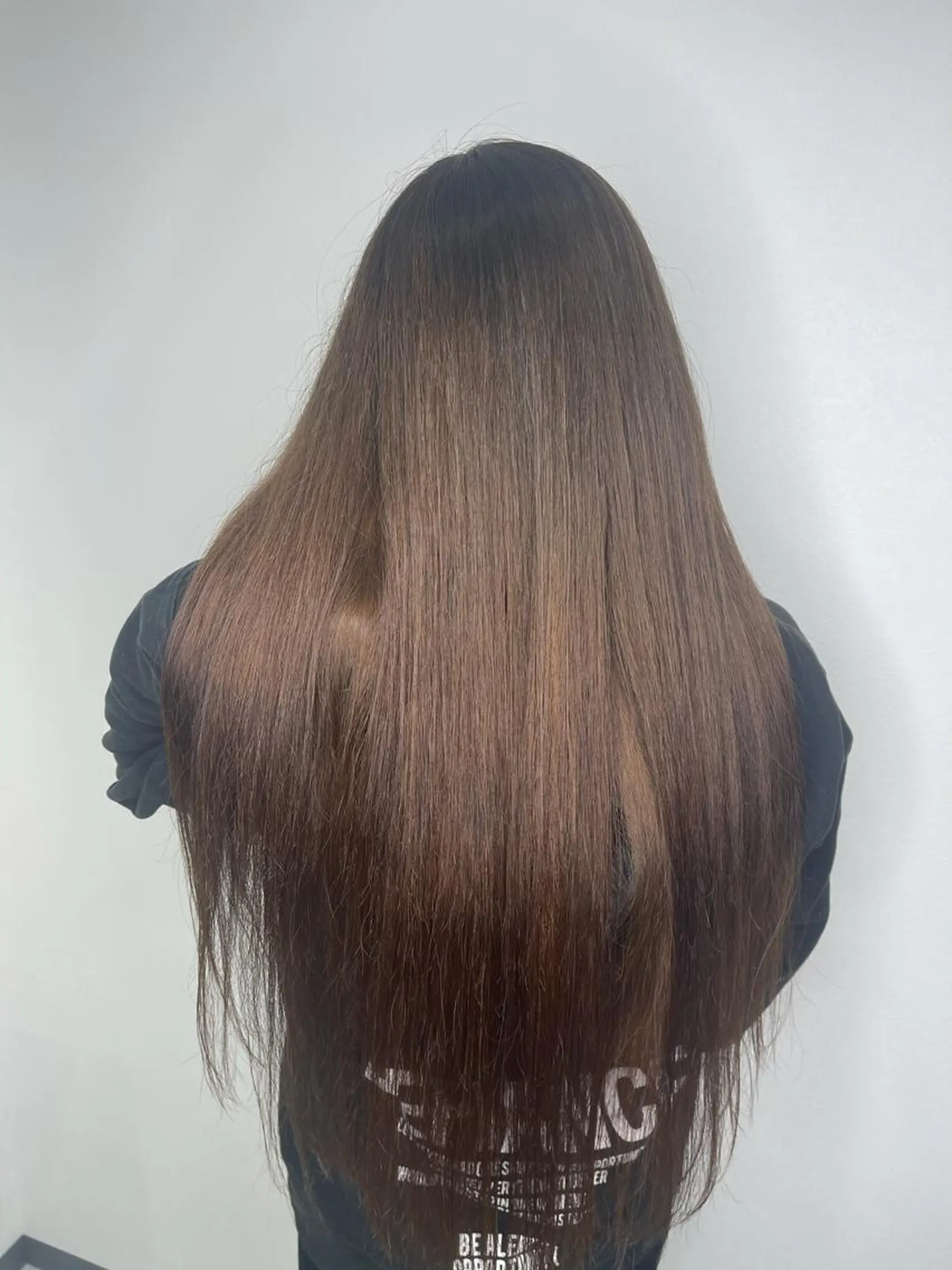 ロング カラー アディクシーカラー イルミナカラー トリートメント 縮毛矯正 トリートメント &chaLme   心斎橋所属・emi/髪質改善/ 韓国風/艶カラーのヘアスタイル