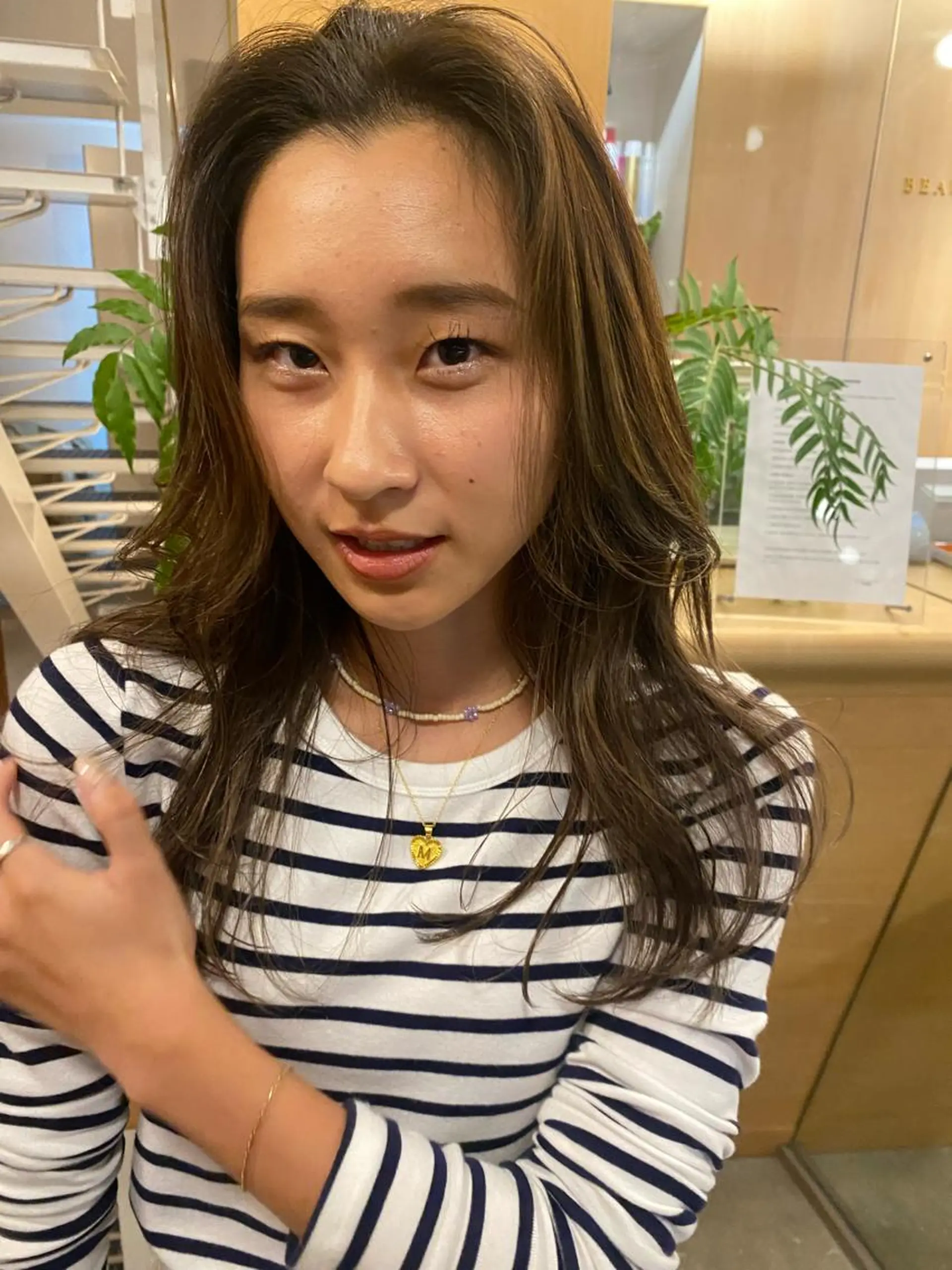 ロング アッシュ 🌻おおとみはな/ レイヤー/Wカラ🌻のヘアスタイル