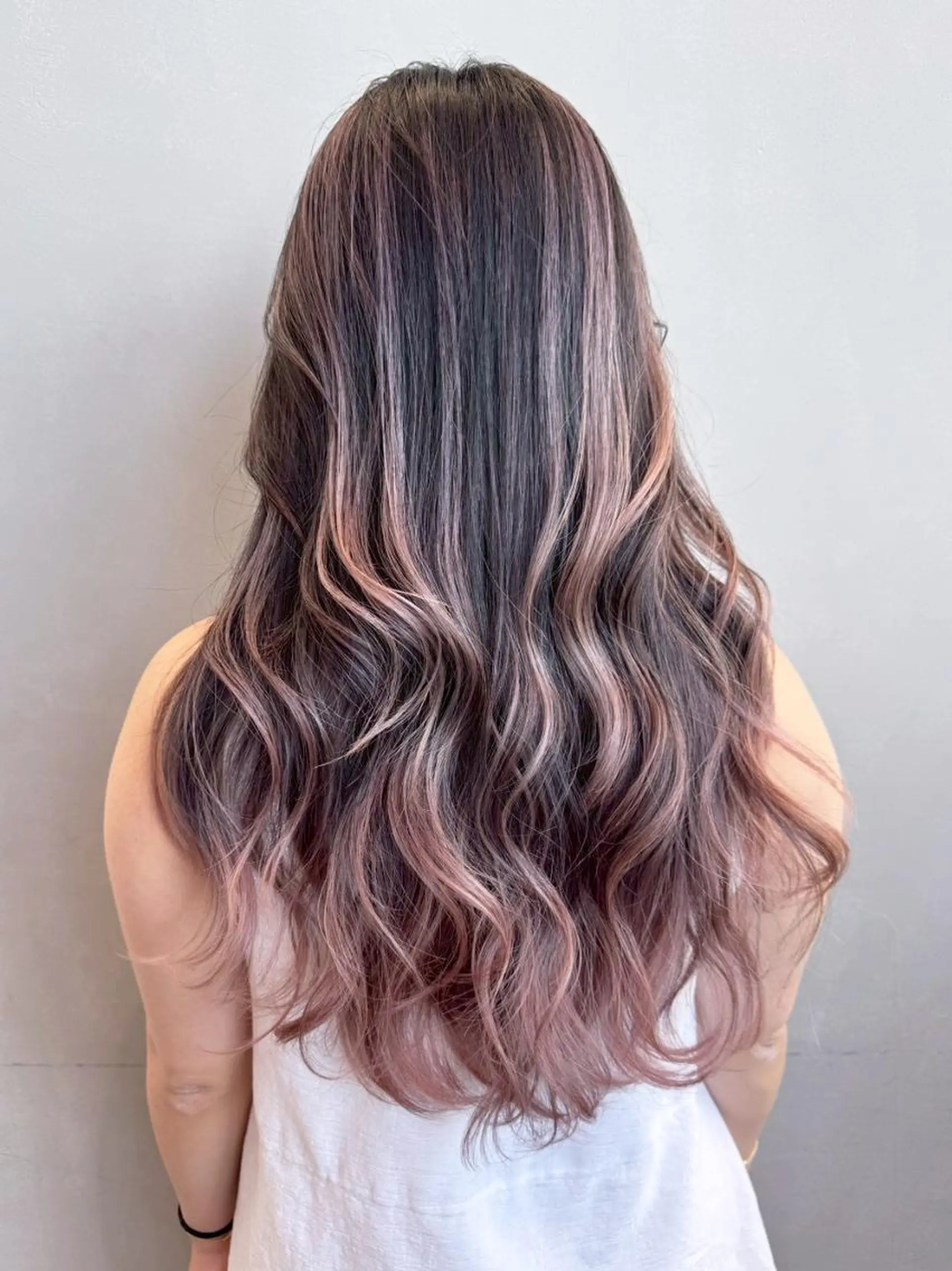 セミロング カラー ダブルカラー 顔まわりレイヤー 顔周りカット 韓国風ヘア レイヤーカット カット ヘアカラー トリートメント ITbyALBUM 八王子店のヘアスタイル