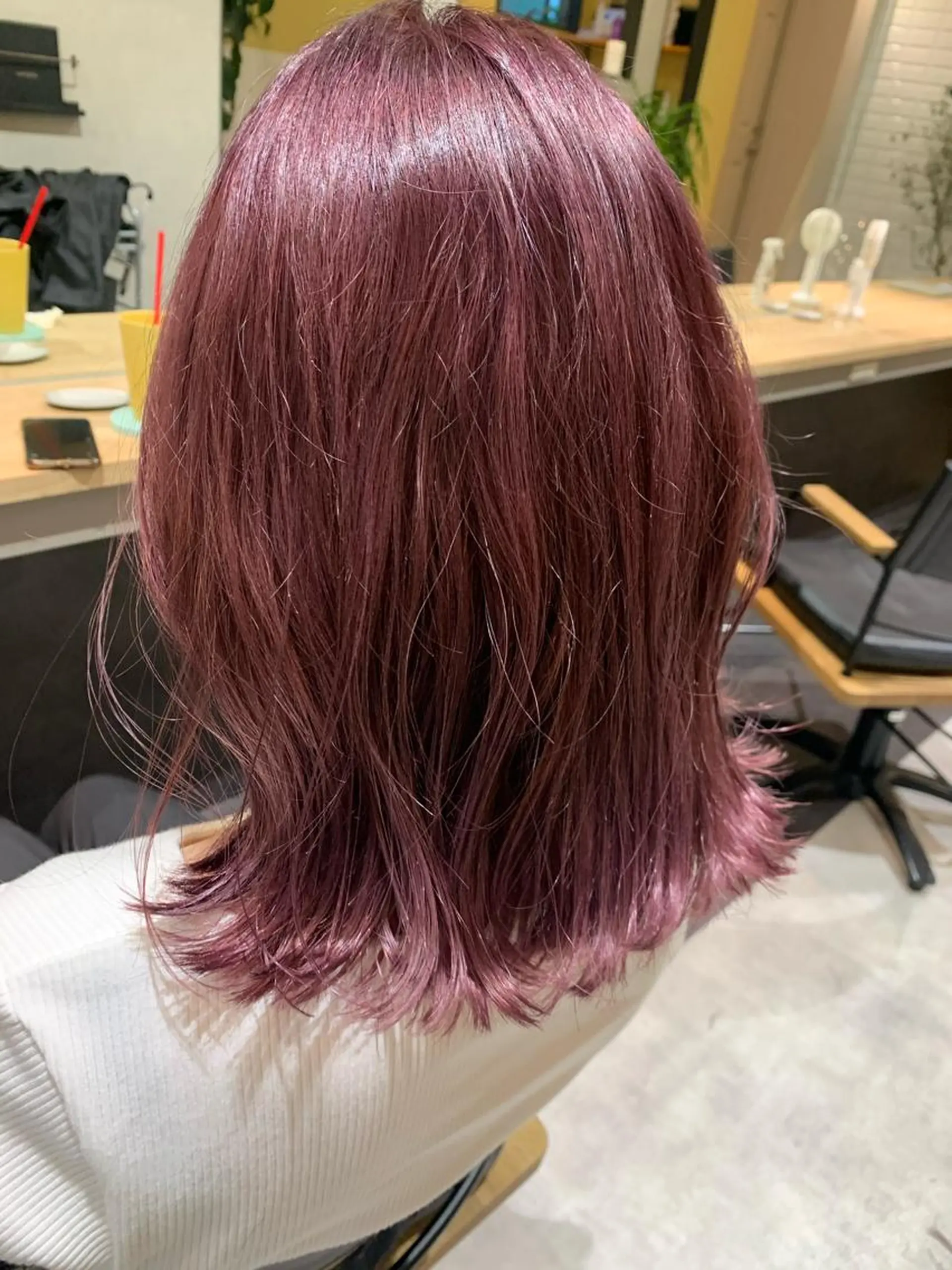 ミディアム カラー ブリーチ ピンクカラー ピンクパープル パープルカラー カット ヘアカラー トリートメント hub hair レイヤー/透明感のヘアスタイル