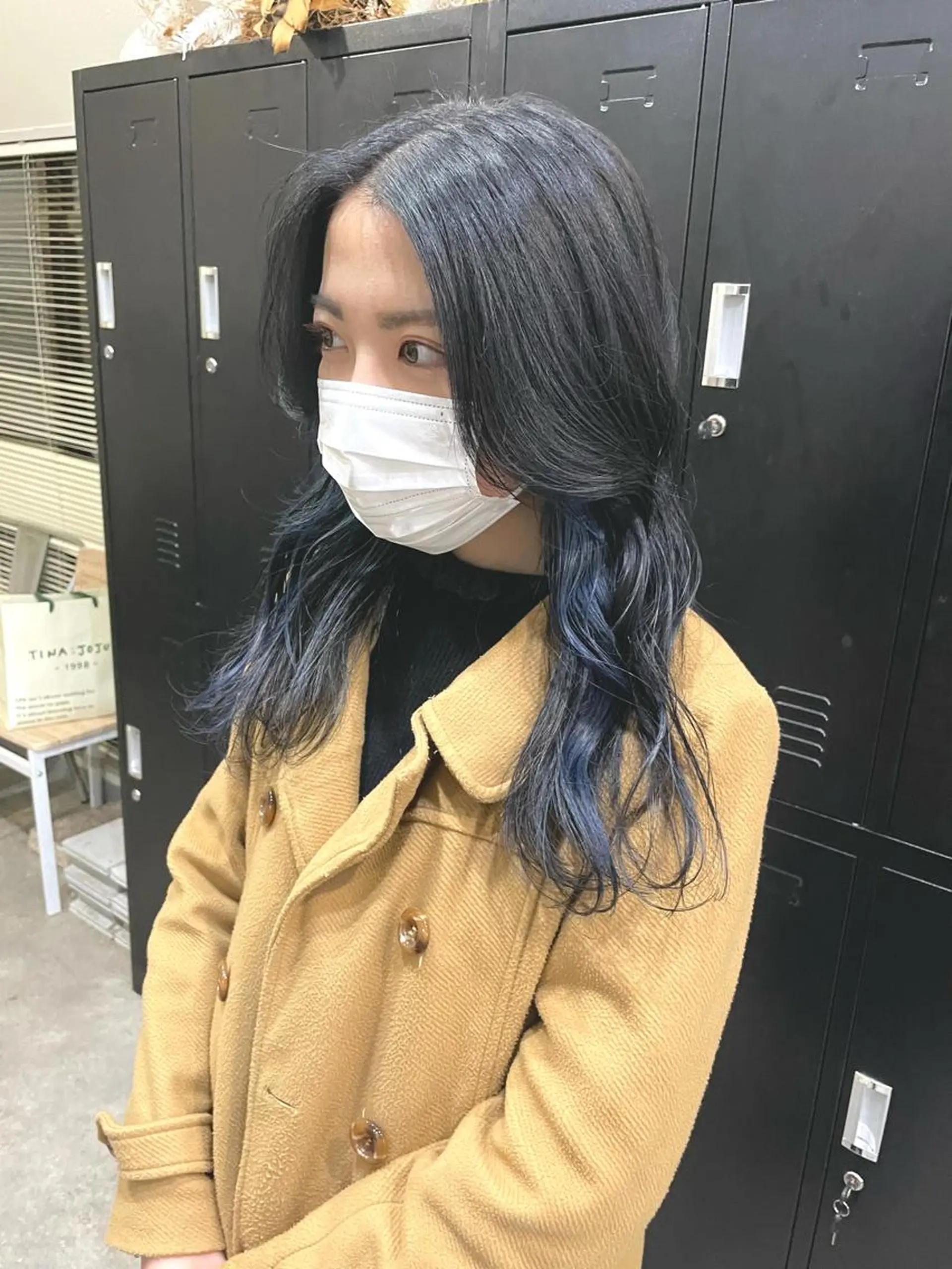 ミディアム カラー パーマ ヘアアレンジ メンズ キッズ ネイル マツエク・マツパ 切りっぱなしヘアボブ ミディアムヘアRYOのヘアスタイル