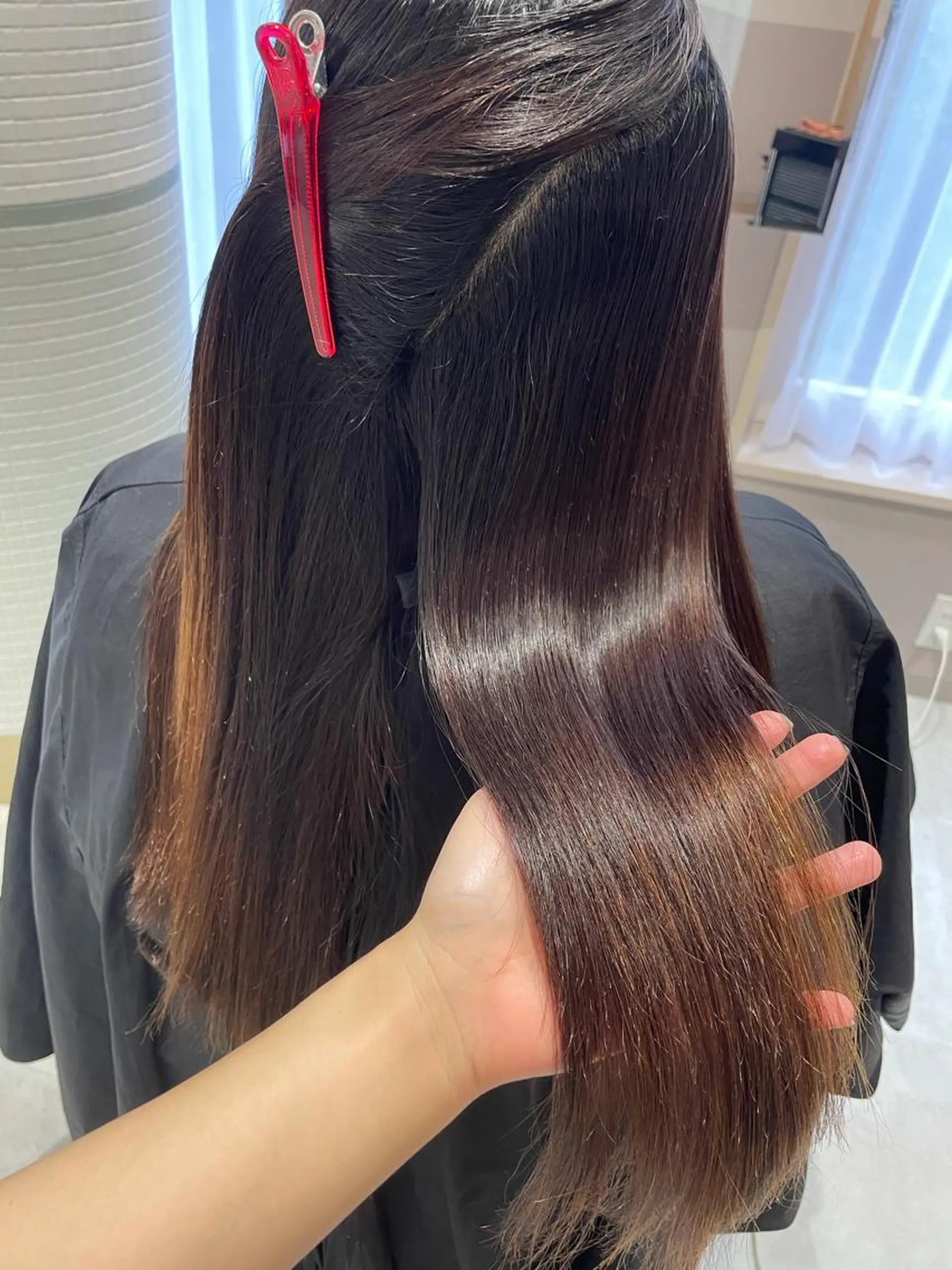 ロング 縮毛矯正 髪質改善お任せ ください♪ひとみのヘアスタイル