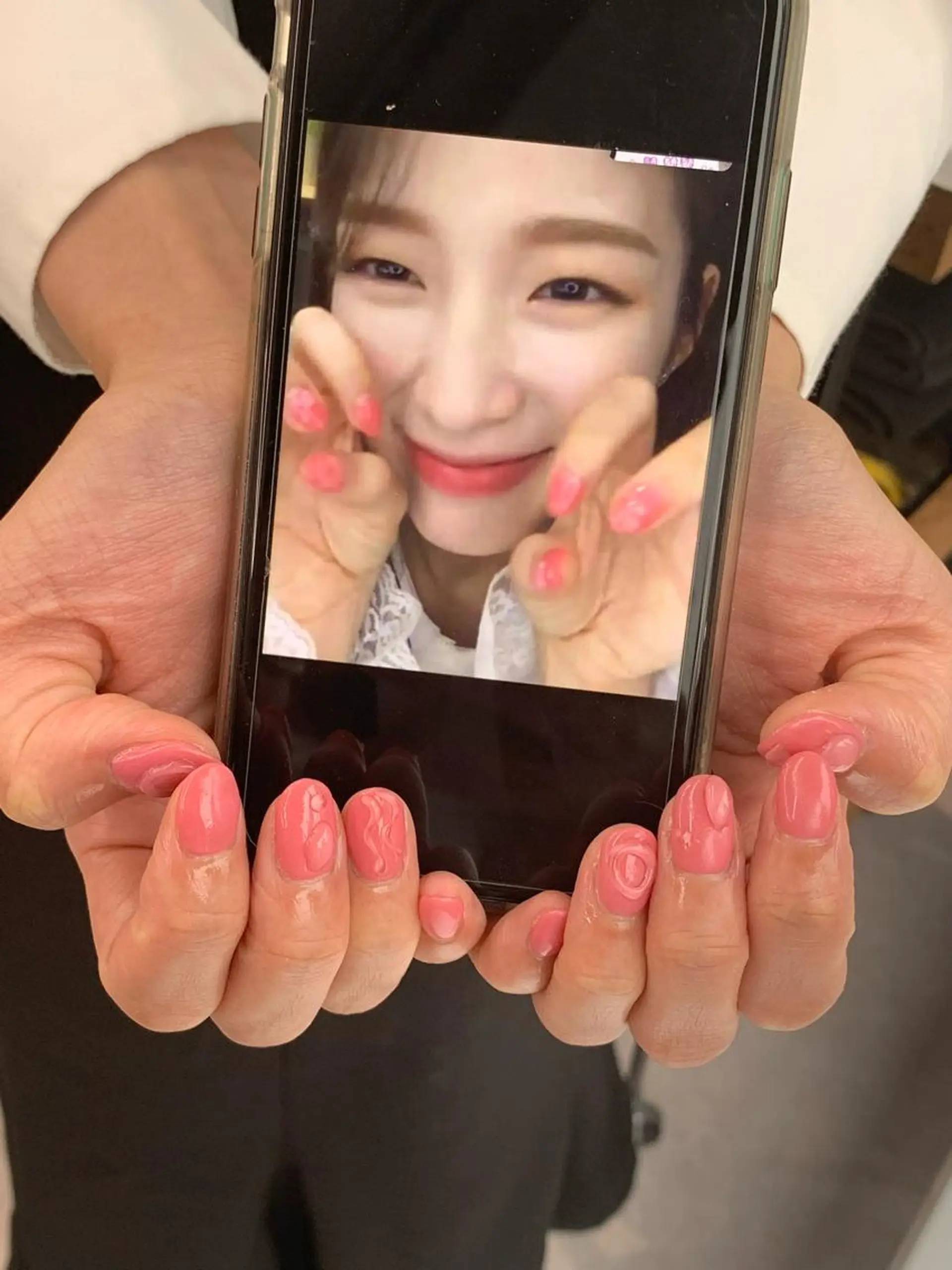 ネイル 韓国ネイル マキノ ユイのネイルデザイン