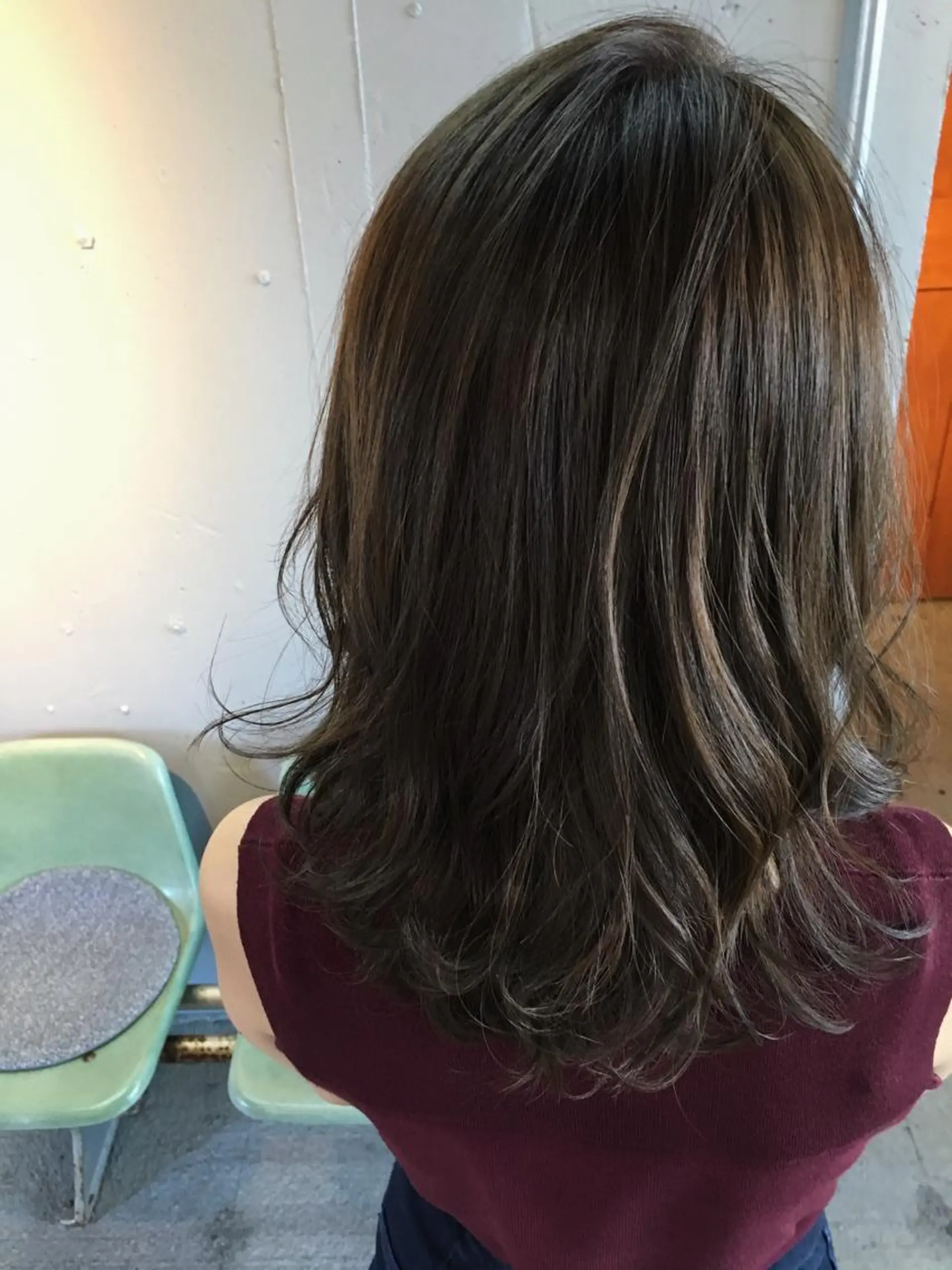 セミロング カラー パーマ アッシュ 透明感カラー 代表 中島貴志のヘアスタイル