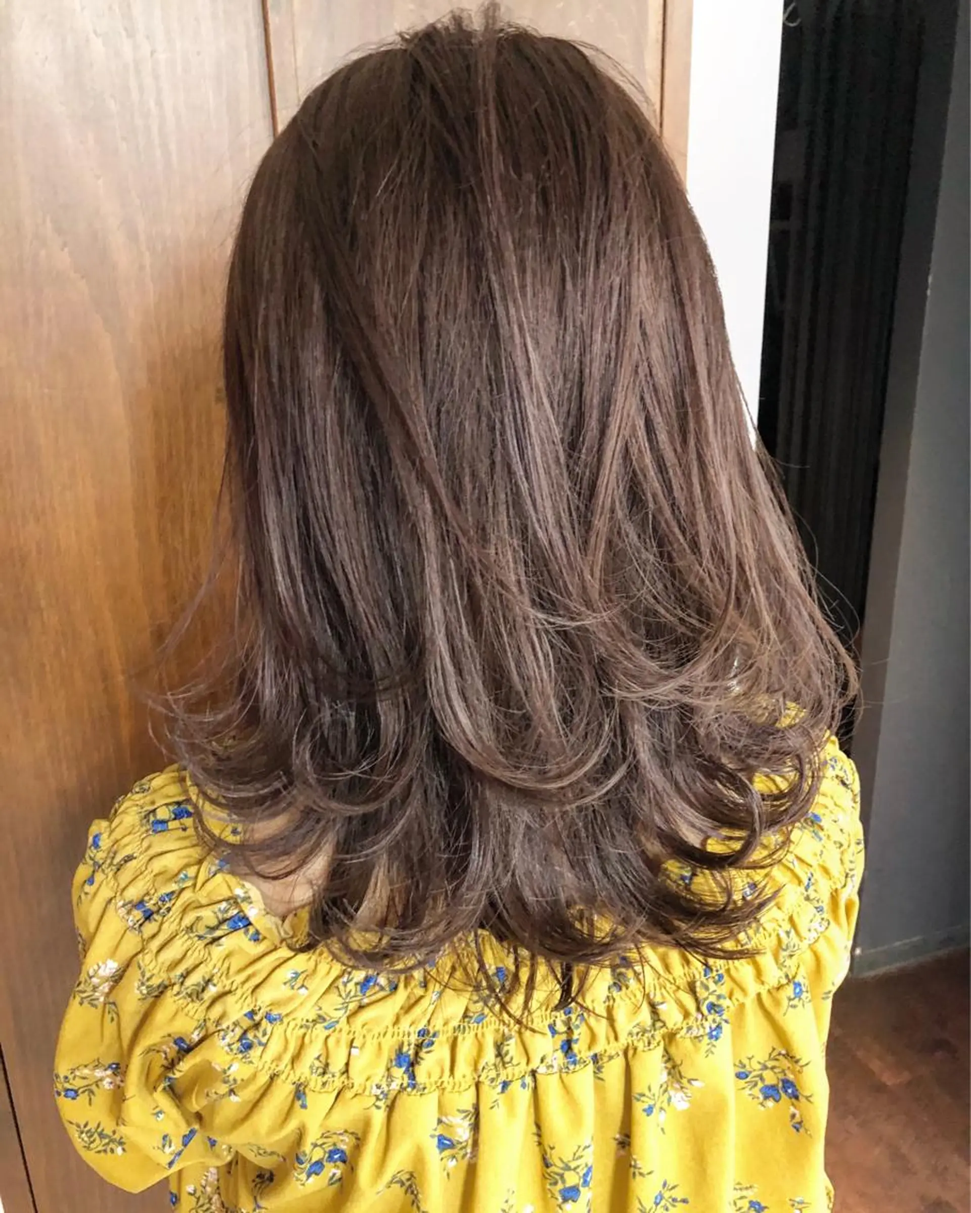 ミディアム カラー グレージュ ラベンダーカラー ラベンダーグレージュ ラベンダーグレー TAKU 美容師のヘアスタイル