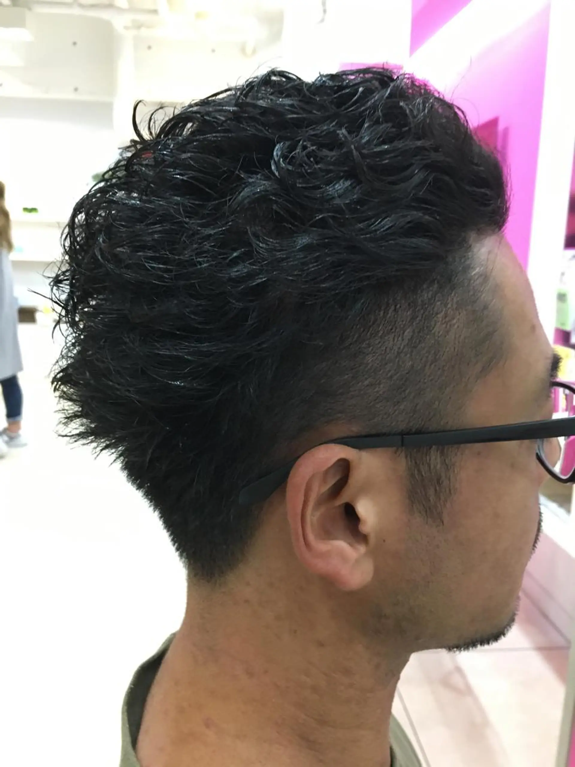 ショート パーマ メンズ 髪質改善× 白髪ぼかし溝江のヘアスタイル