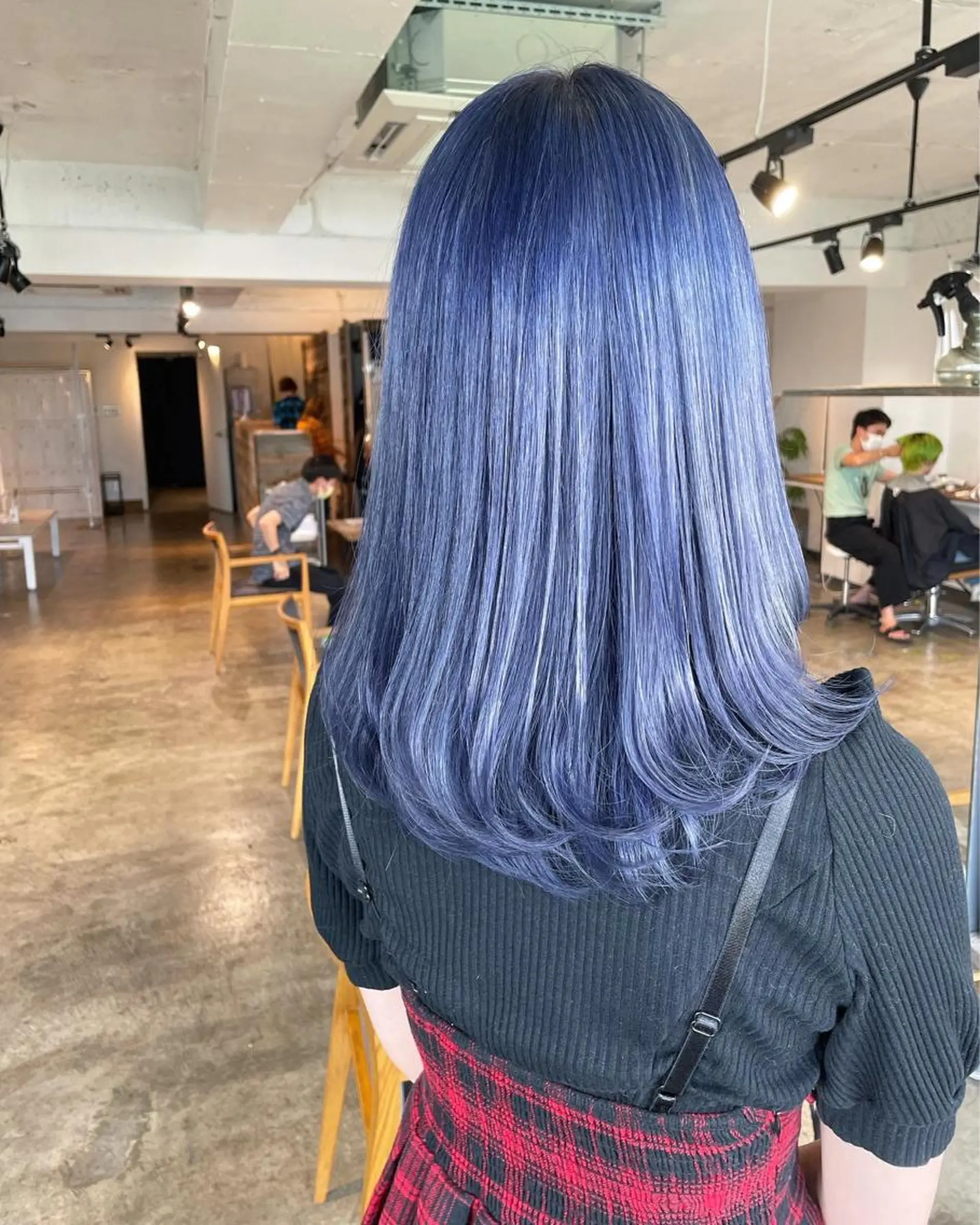 ロング カラー ブルーカラー ブルーパープル パープルカラー ヘアカラー トリートメント ハイトーン/レイヤー /ケアブリーチ石川治のヘアスタイル