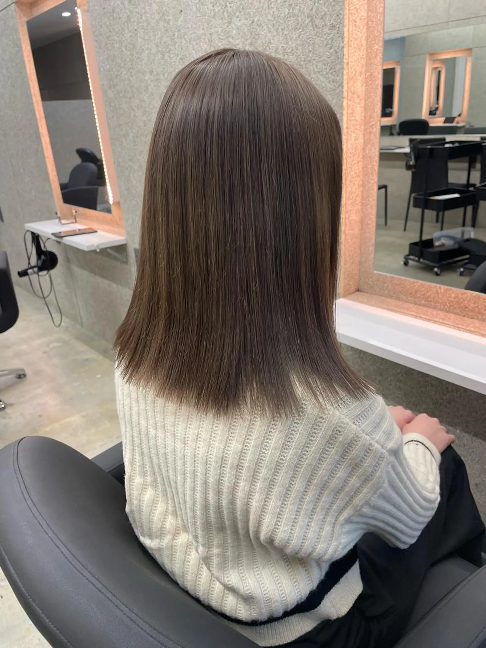 ミディアム カラー ブリーチ ブラウンカラー ケアブリーチ 透明感カラー ダブルカラー カット ヘアカラー 韓国風レイヤー ハイトーンRYOTAのヘアスタイル