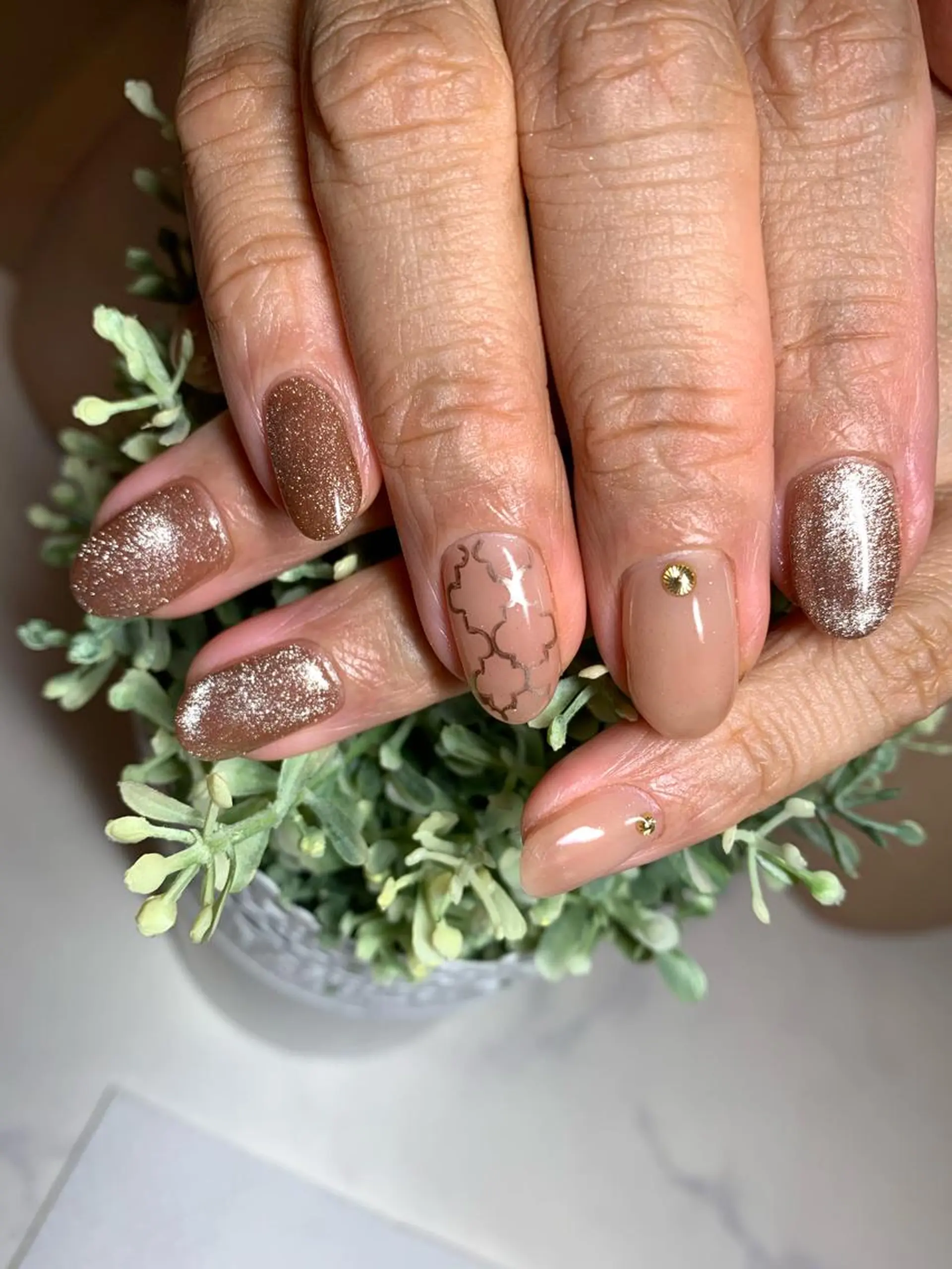 ネイル 髙城 亜紀のネイルデザイン