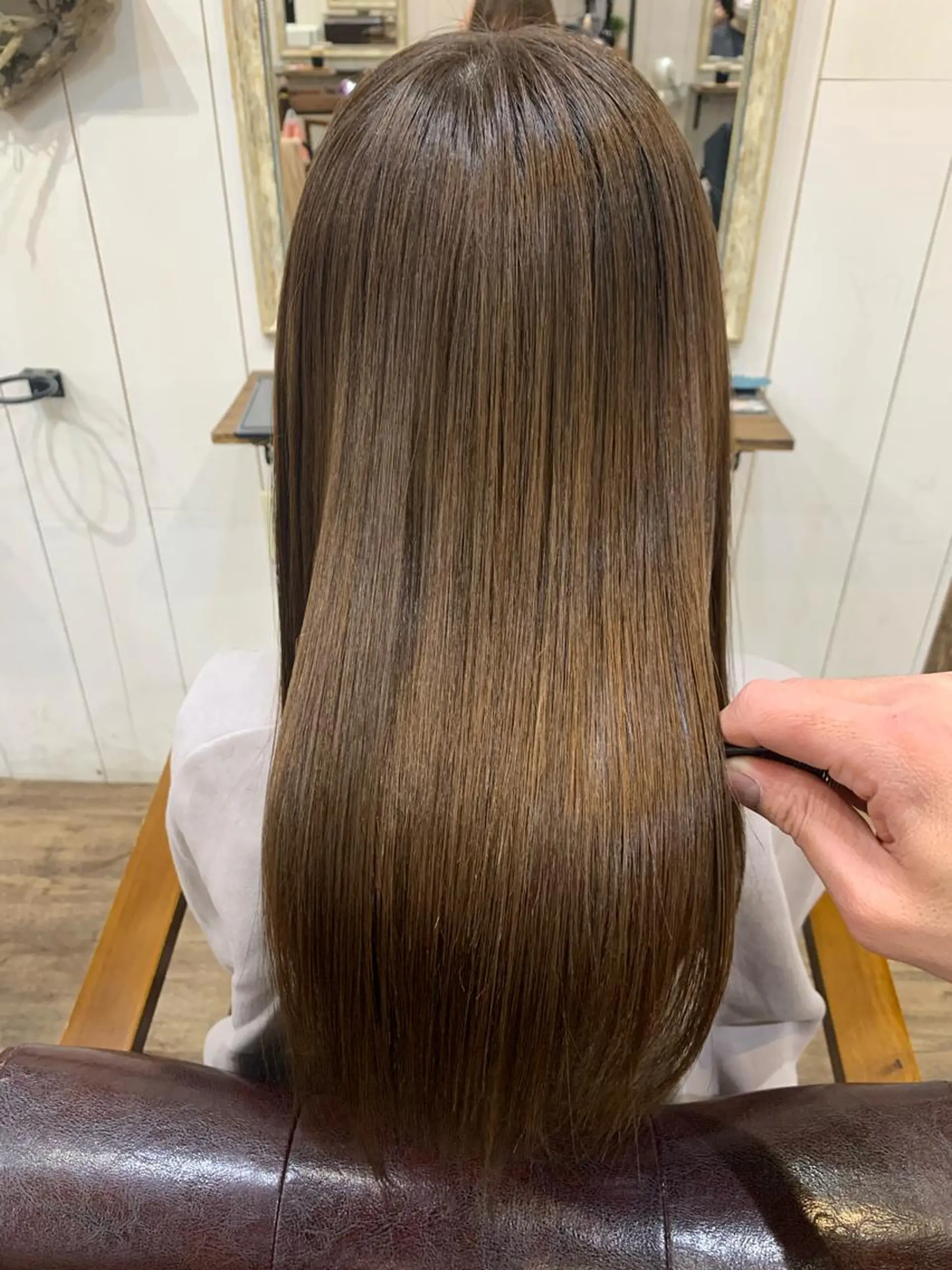 セミロング カット トリートメント 前井 正人のヘアスタイル