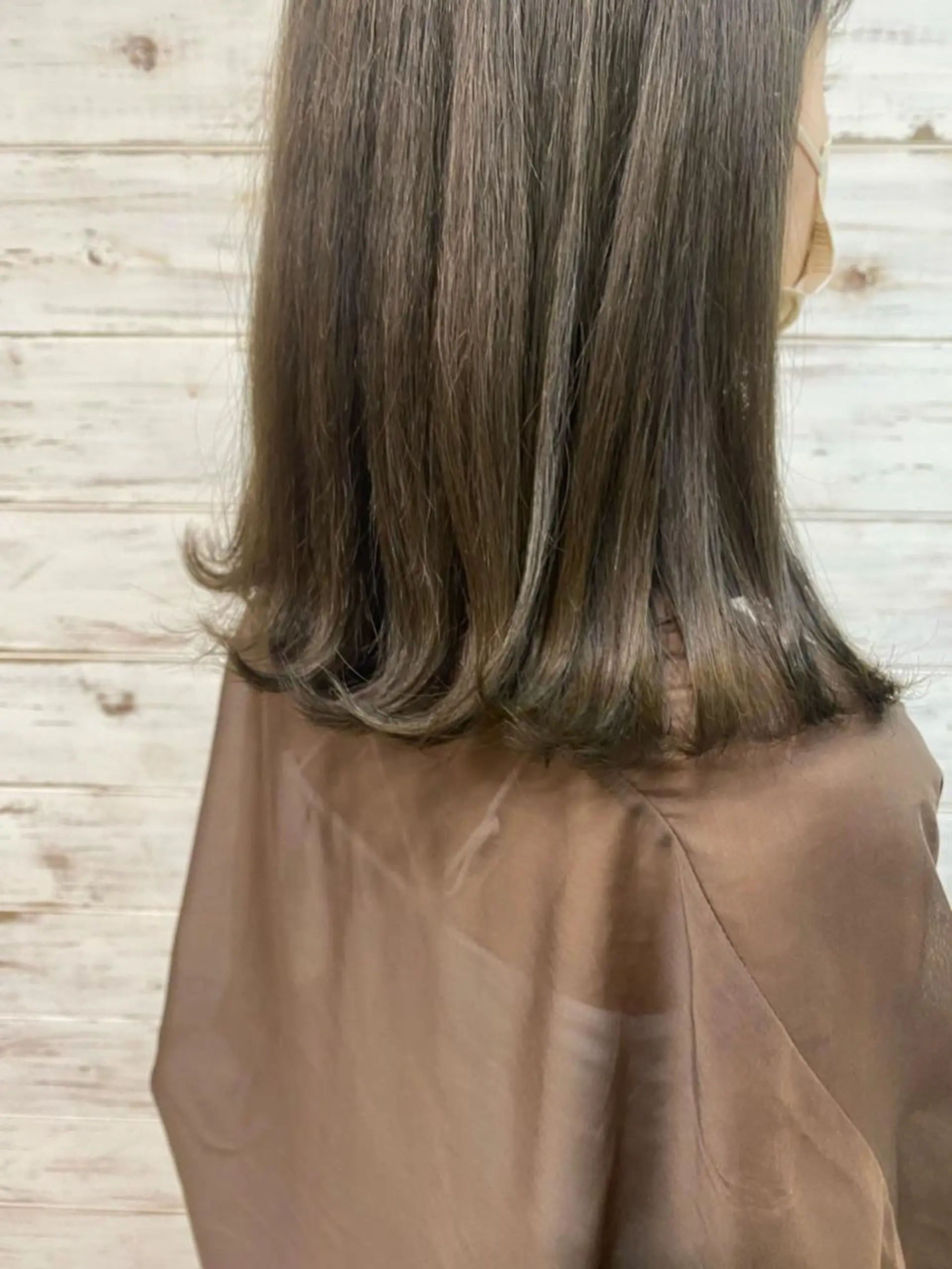 ミディアム カラー オリーブカラー ｲﾁｶﾜ ﾐｵ/ minim hairのヘアスタイル