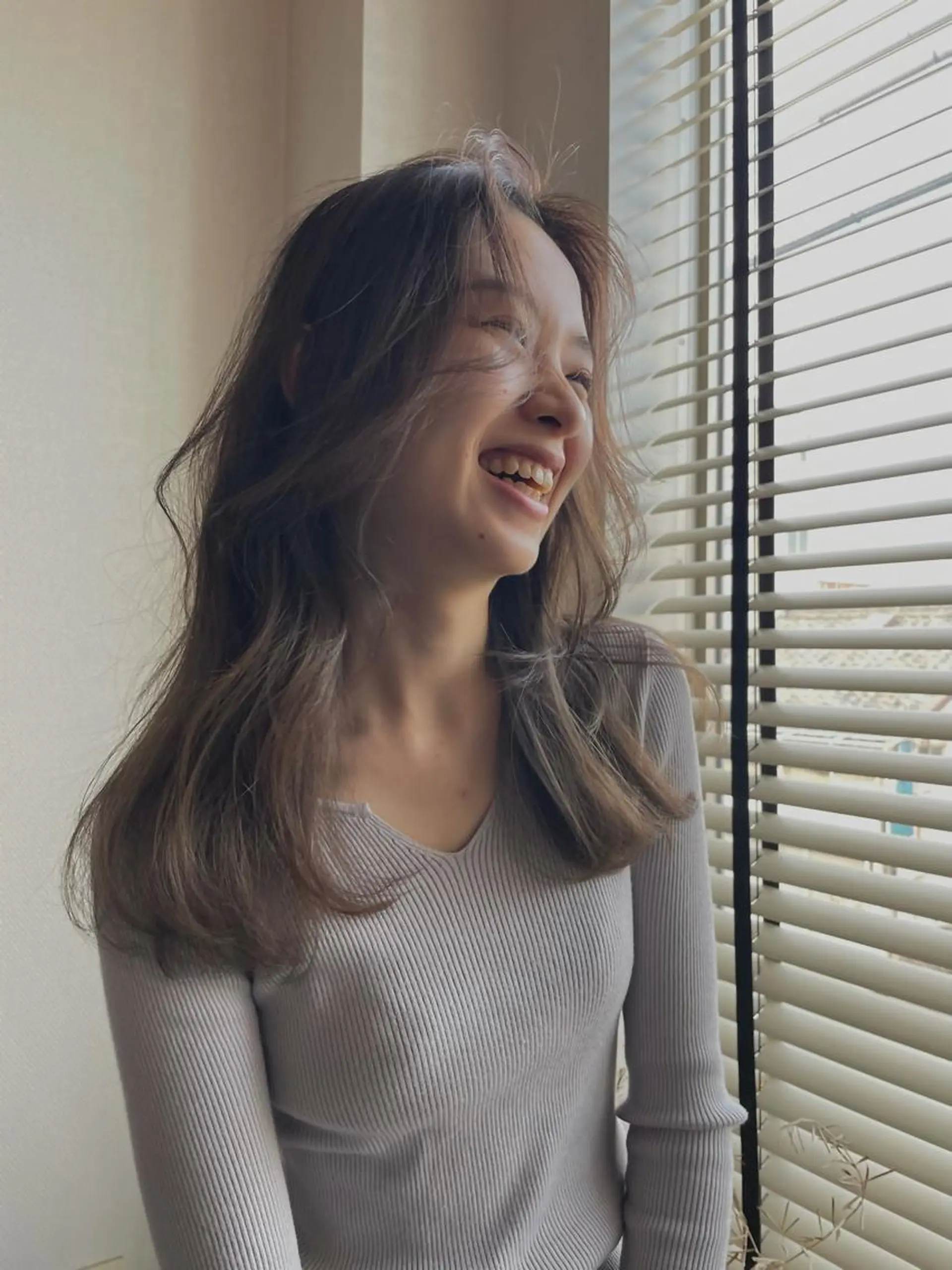 ロング エイジングケア/大人 デザイン/FRAMEのヘアスタイル