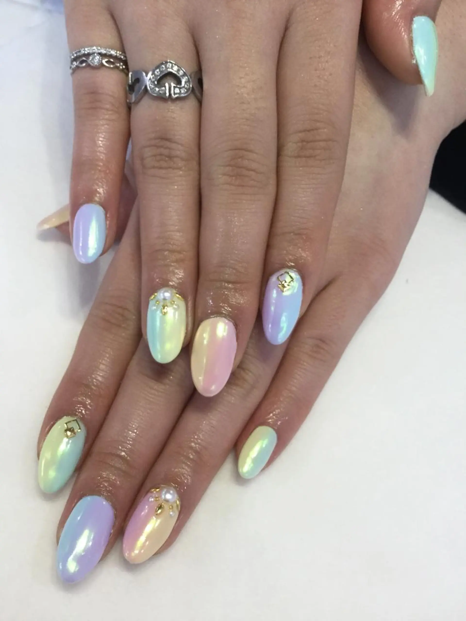 ネイル ハンドネイル 💎🐰 saki. m 🐰💎のネイルデザイン