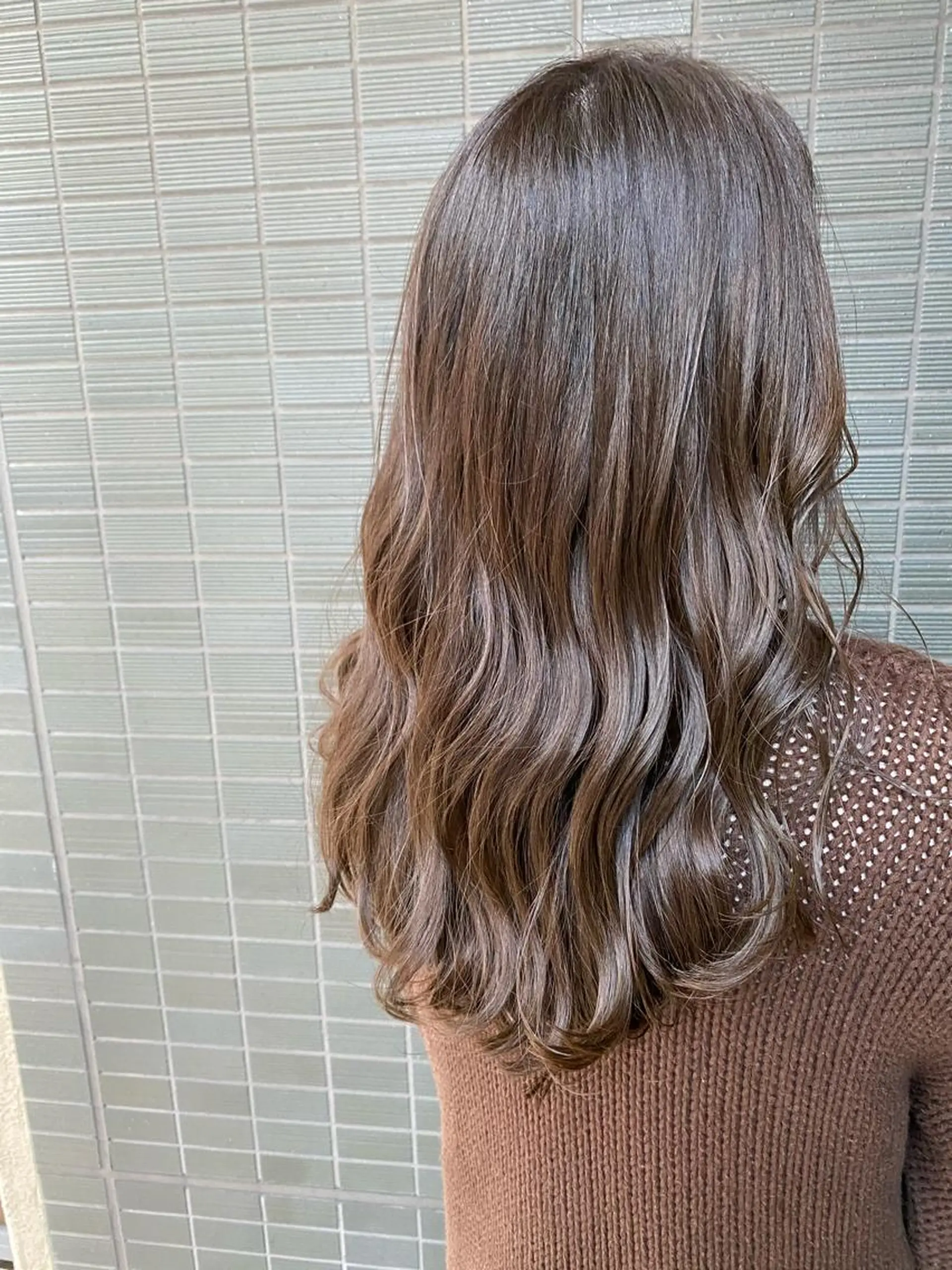 ロング カラー 中尾 綺のヘアスタイル