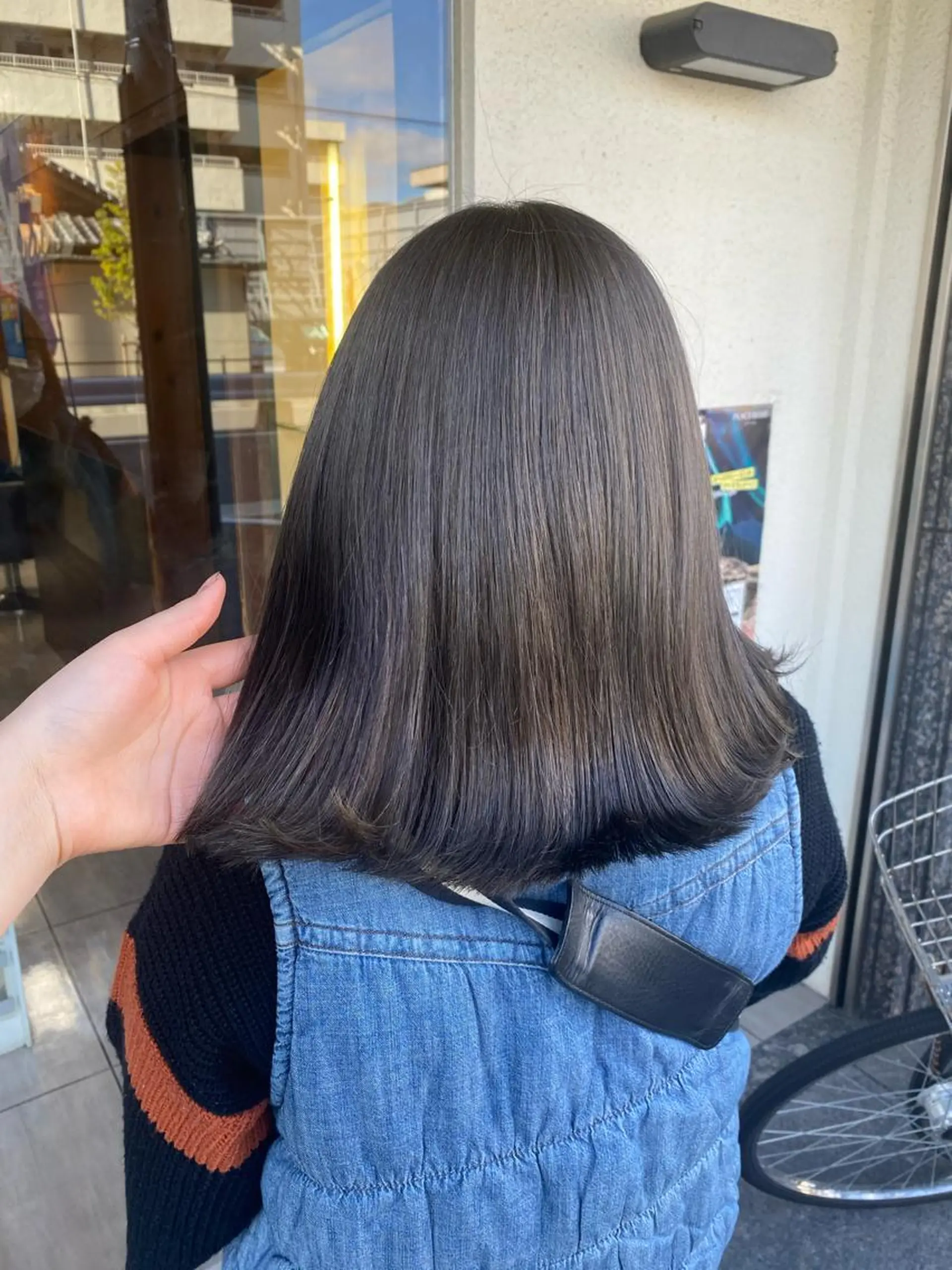 ミディアム カラー ヘアアレンジ カット ヘアカラー トリートメント ヘッドスパ 川上 麻梨阿のヘアスタイル
