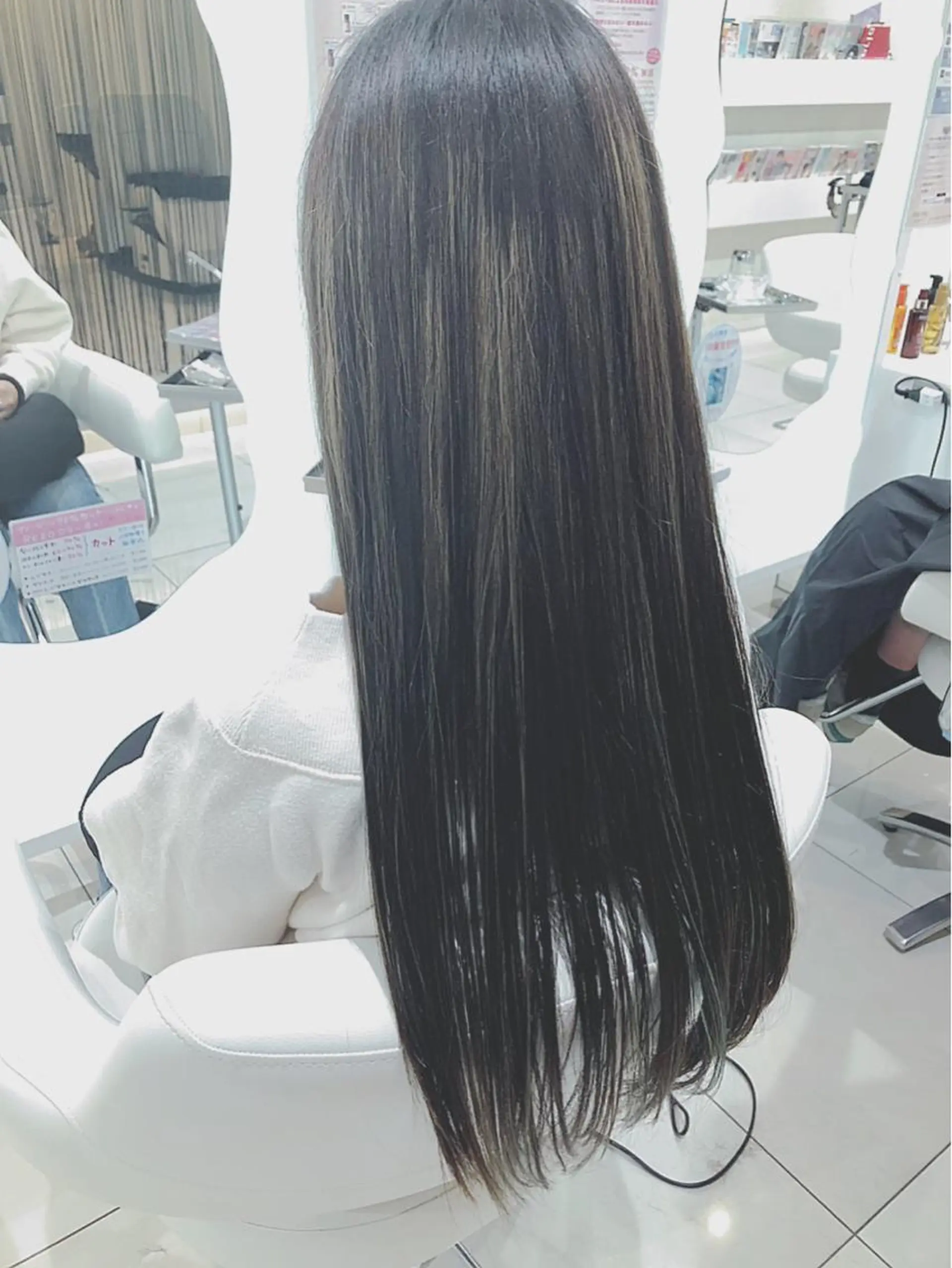 ロング トリートメント カット ヘアカラー トリートメント 上田 篤史のヘアスタイル