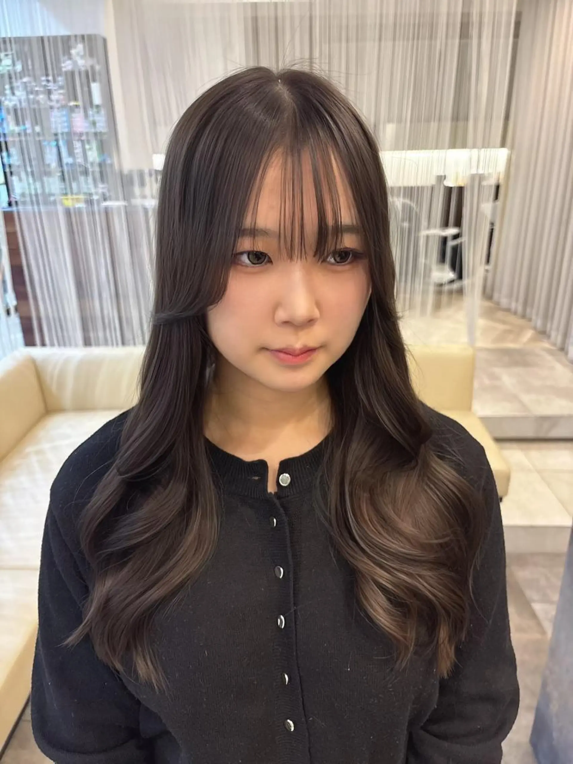 ロング カラー ブリーチ 透明感カラー ハイトーンカラー 韓国風ヘア レイヤーカット カット ヘアカラー トリートメント lafit ラフィット 下大利のヘアスタイル