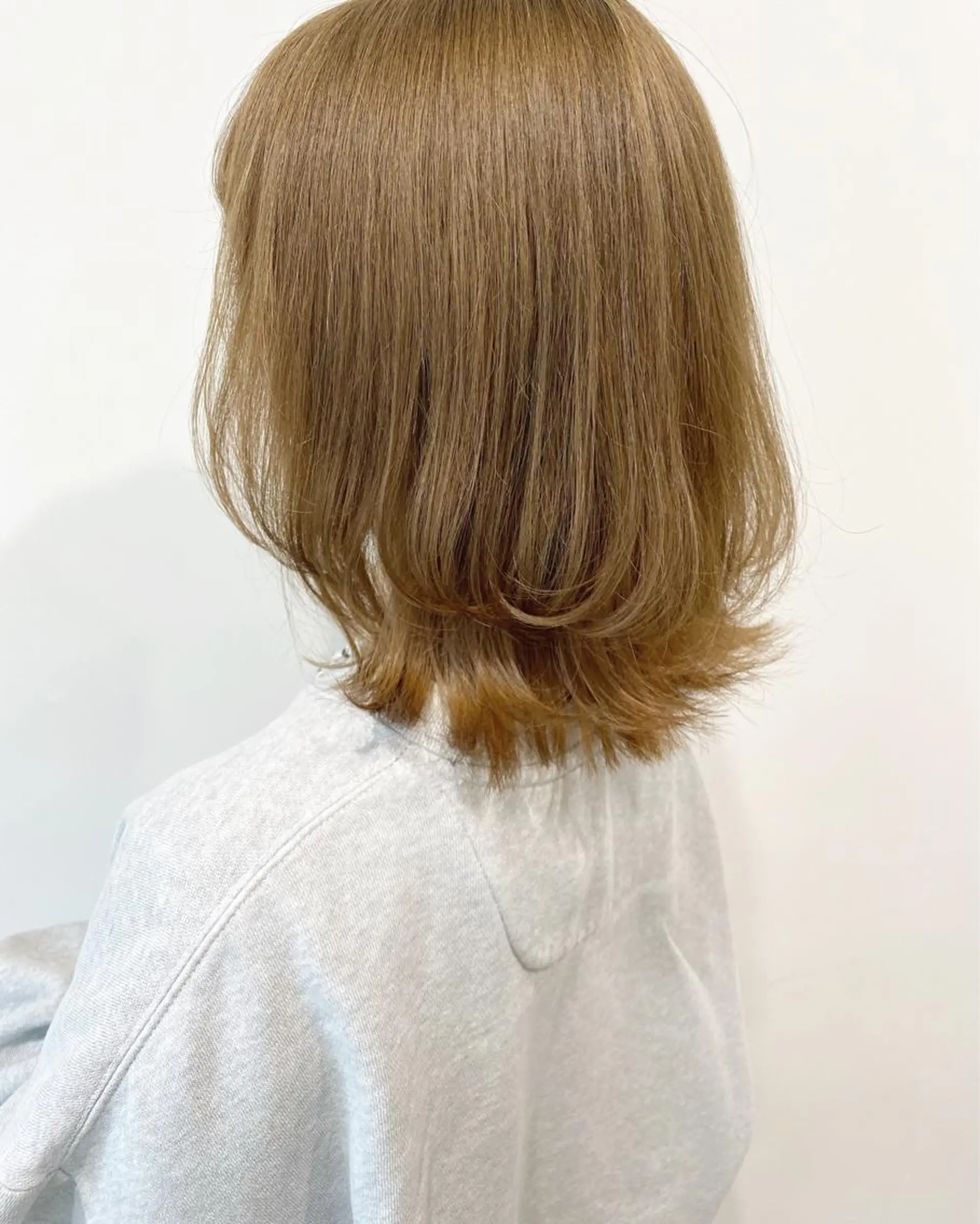 ミディアム カラー ヘーゼル レイヤー/大人ボブ 渡邉【日吉美容室】のヘアスタイル