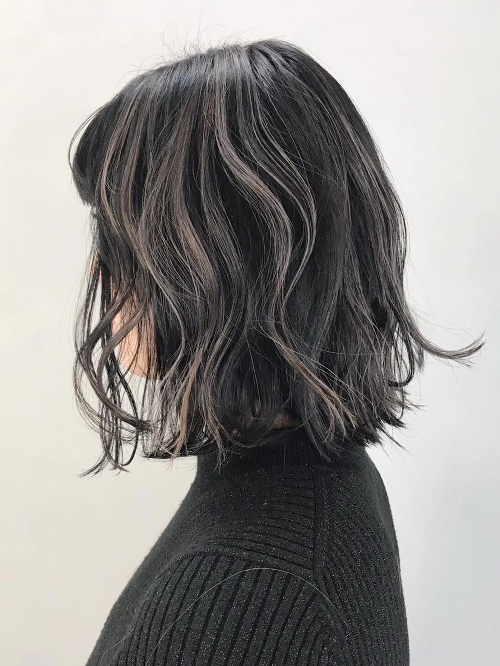 ミディアム カラー パーマ ヘアアレンジ ハイライトカラー ハイライト ITbyALBUM 中野店のヘアスタイル