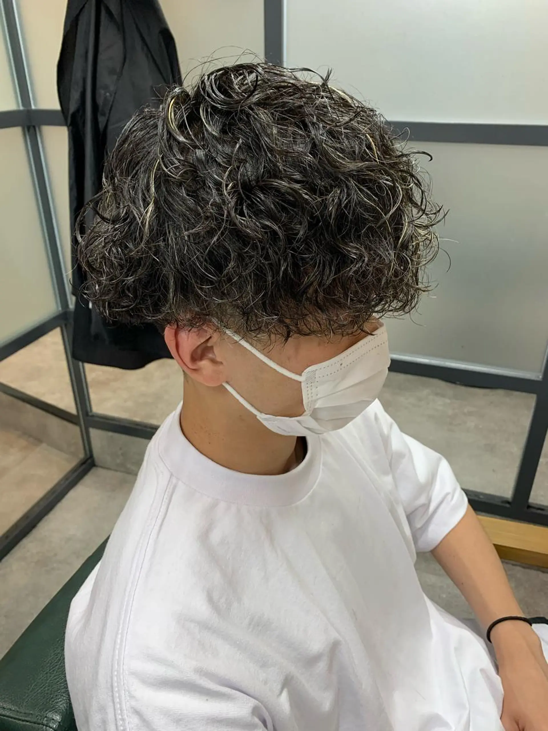 ショート パーマ メンズ カット パーマ 【S.BROOM】 店長　西川徹のヘアスタイル