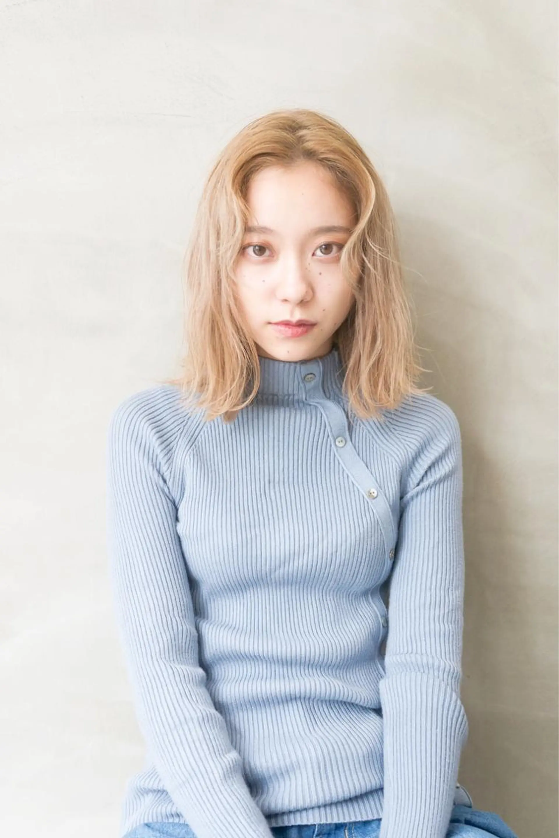 カラー ブリーチ ブロンド ケアブリーチ ヘッドスパ (女性限定)🍋モエのヘアスタイル