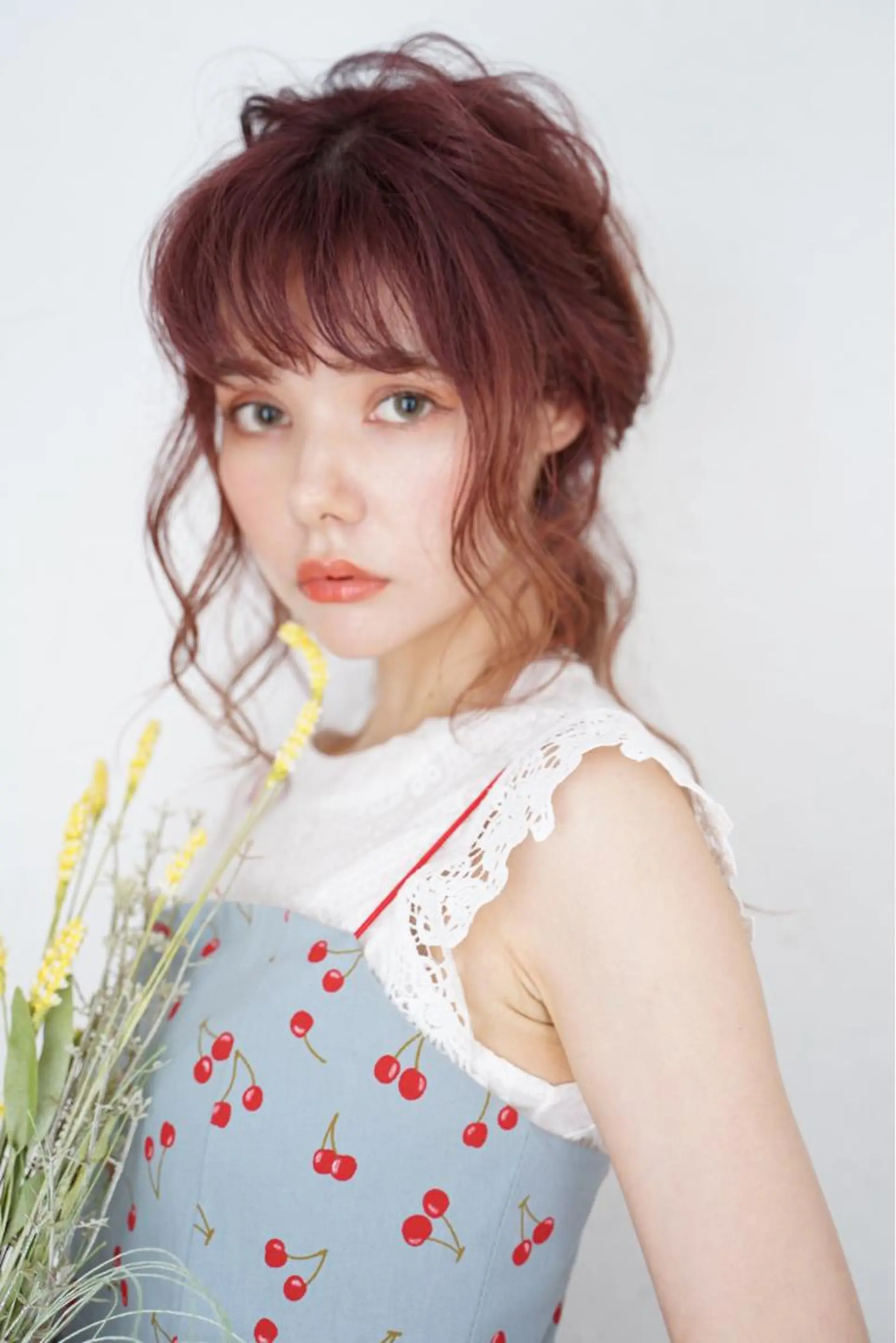 ロング カラー パーマ ヘアアレンジ ネイル 暖色ボブ 🍊rikakoのヘアスタイル