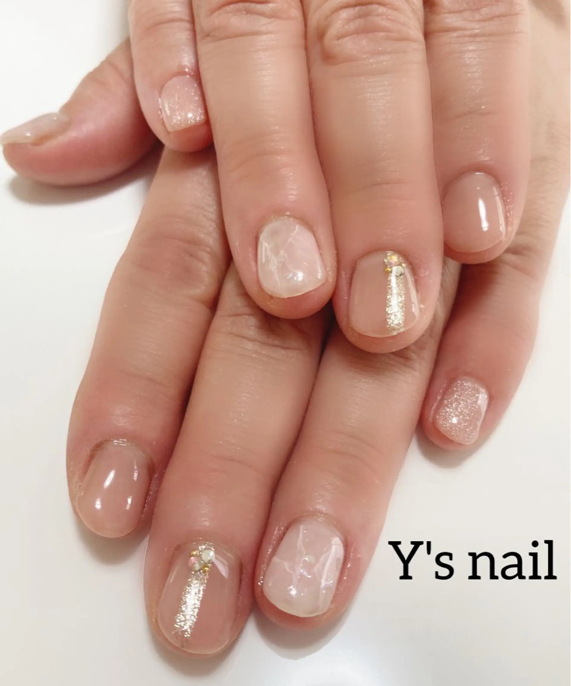 ネイル マグネットネイル 手書きが得意🖌️ Y’s  nailのネイルデザイン