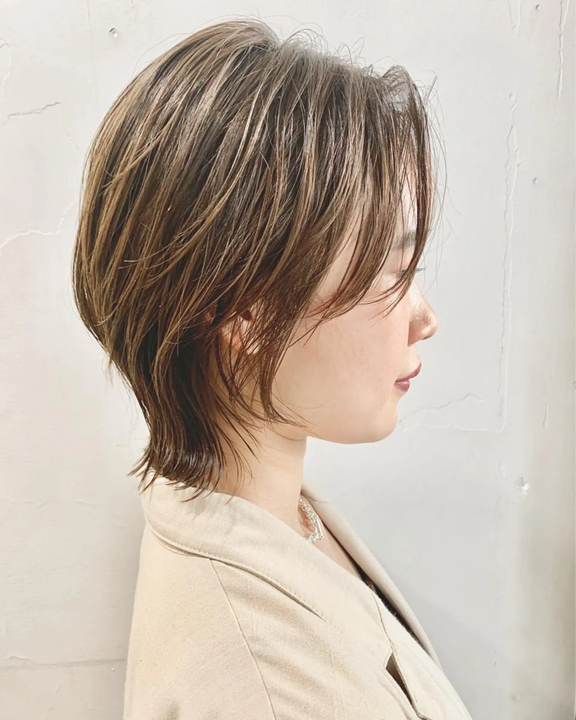 ミディアム ショート・ボブ ・ウルフ✂︎IMAIのヘアスタイル