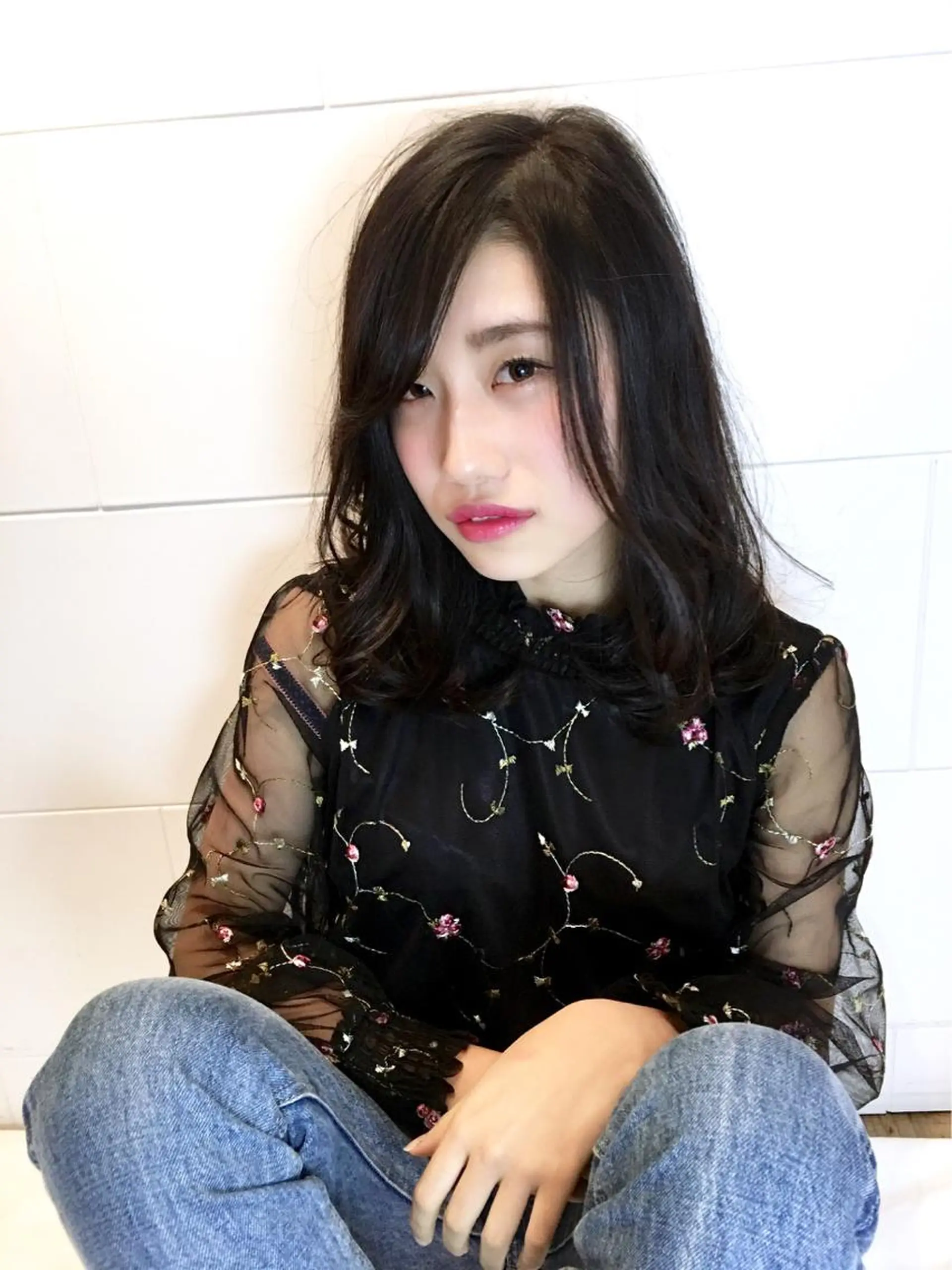 ミディアム H by Real meのヘアスタイル