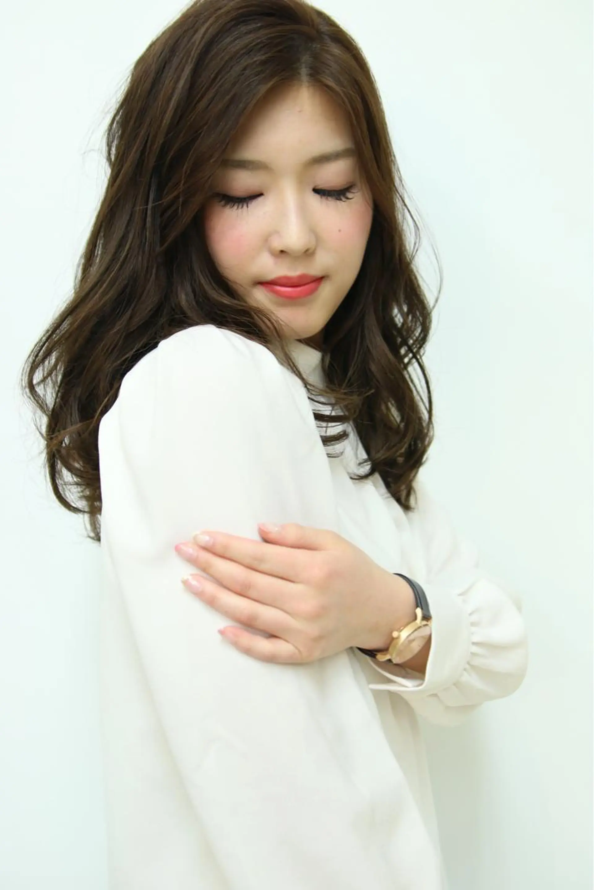 セミロング 駅チカ【ali'i】 アリイ花崎友美☘のヘアスタイル