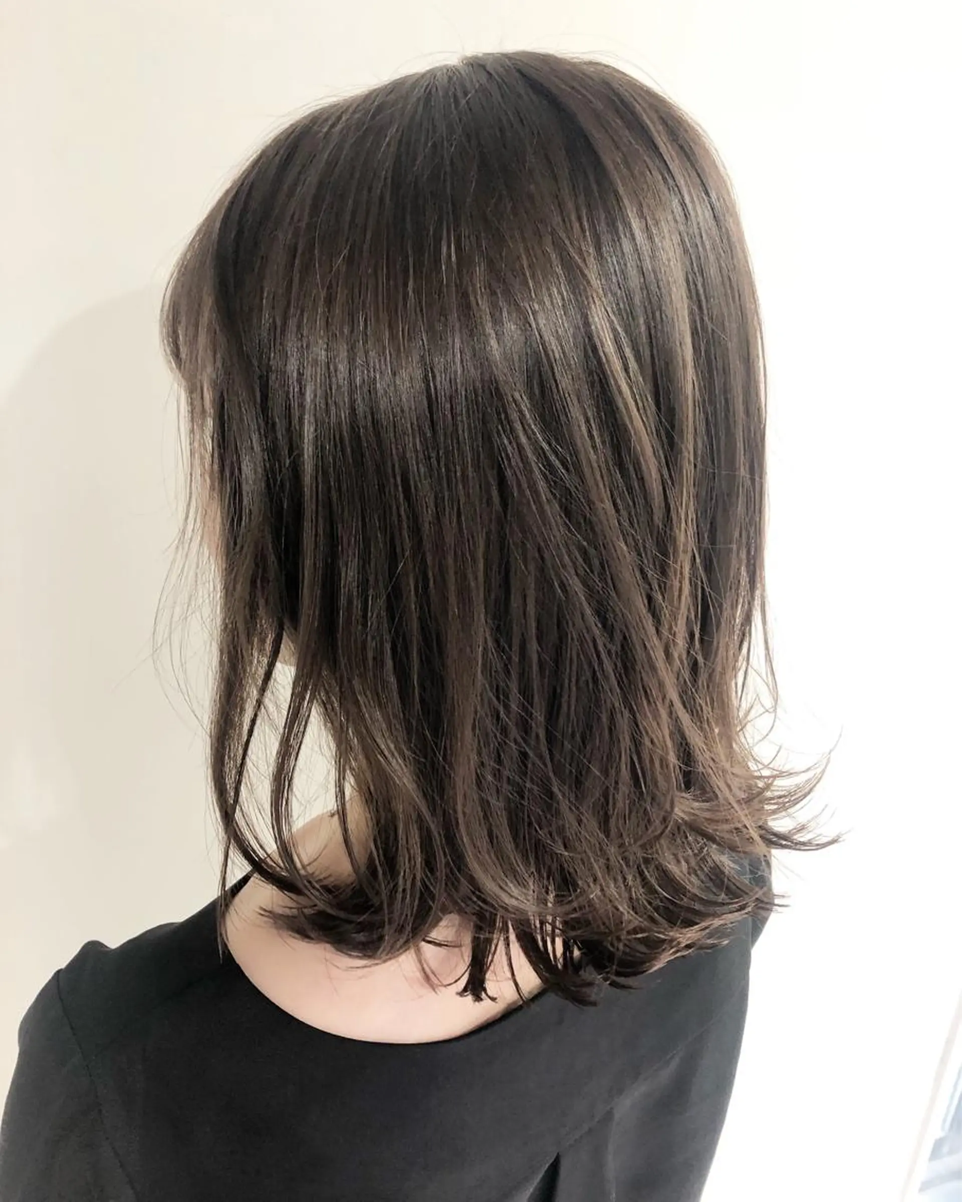 ミディアム ハイライト カット ヘッドスパ 夜23時まで予約🉑 reverieあきらのヘアスタイル